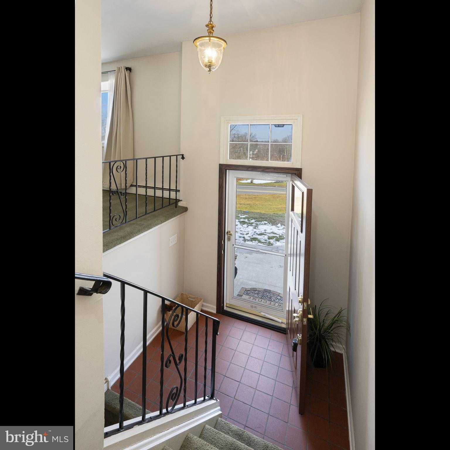 220 Coldstream Rd photo 7