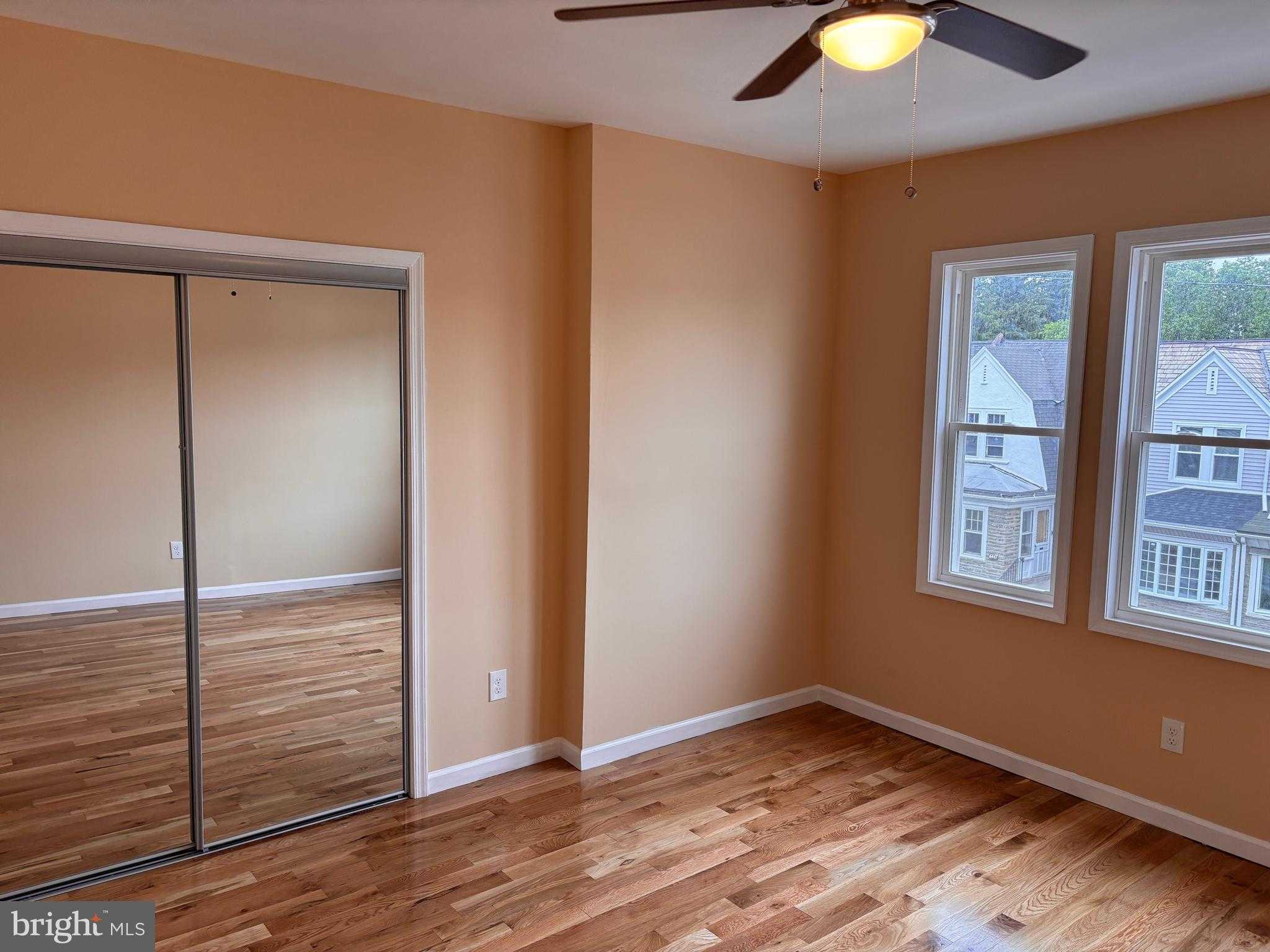 6442 N Sydenham St photo 31