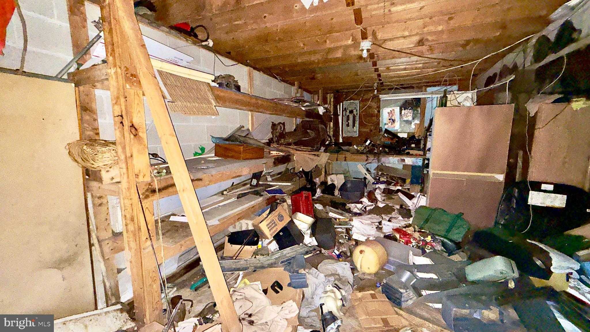 109 W Broad St photo 71