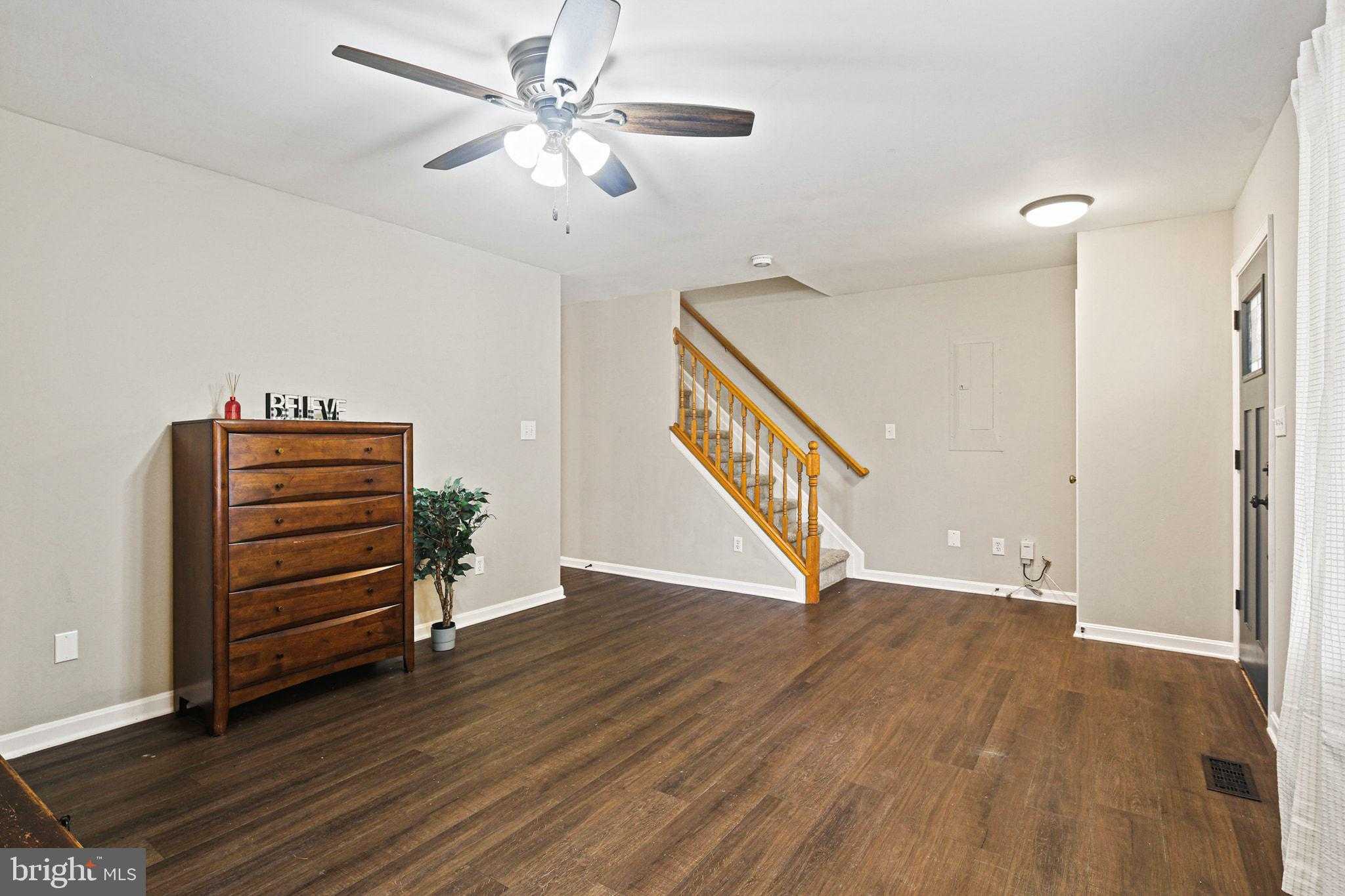 1617 Midland Rd photo 6