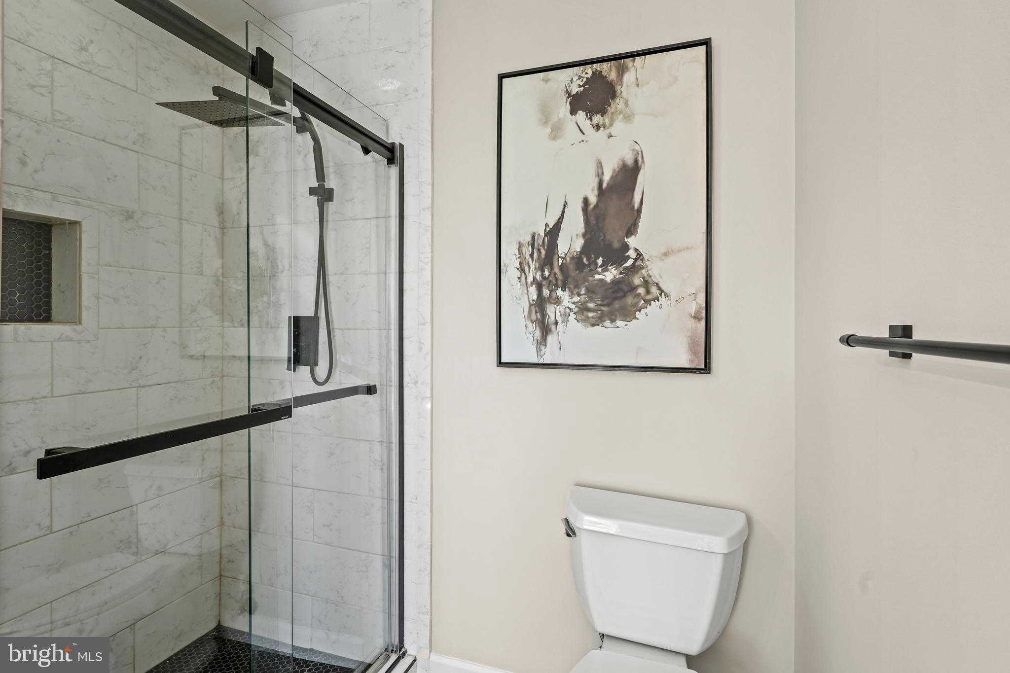 21614 Monmouth Ter photo 28