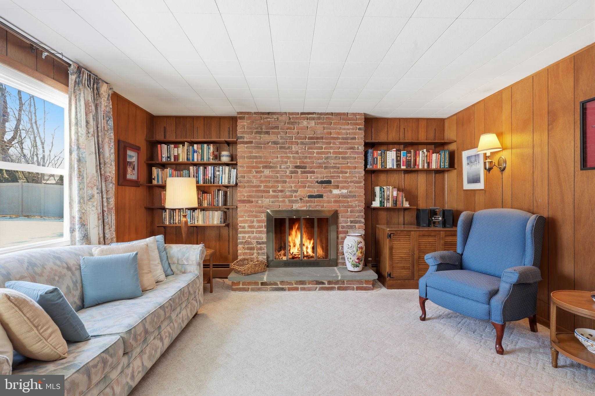 1460 CATHYS LANE photo 17