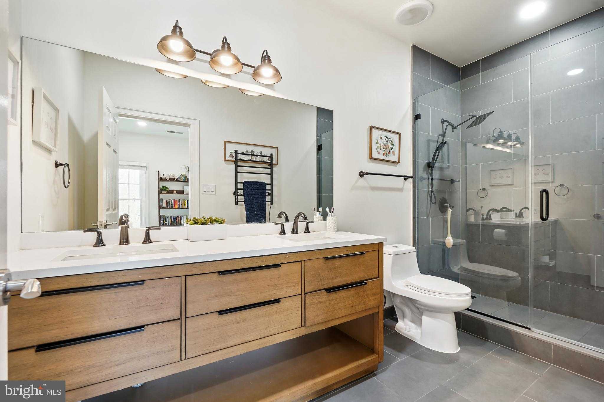 9646 Eagle Ridge Dr photo 35