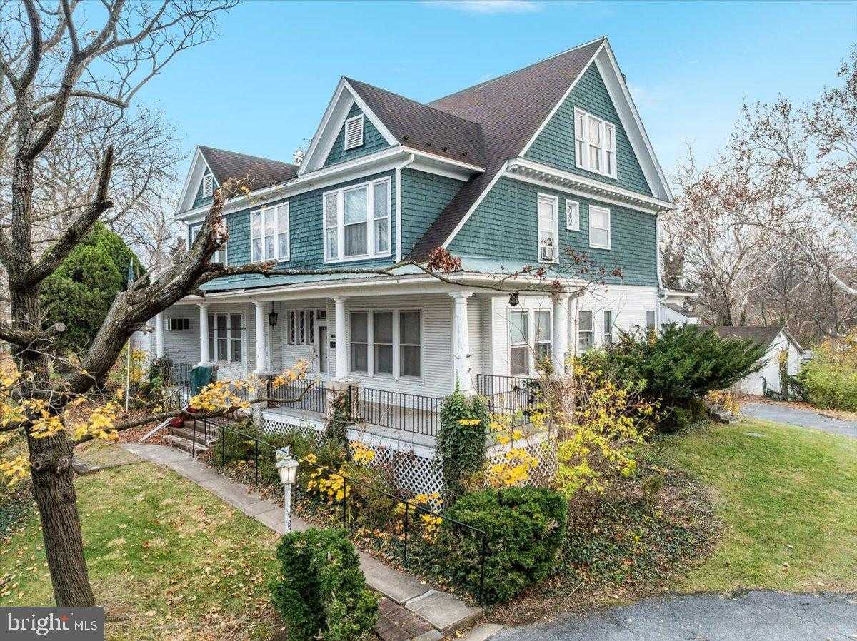 1017 Winchester Ave, Martinsburg