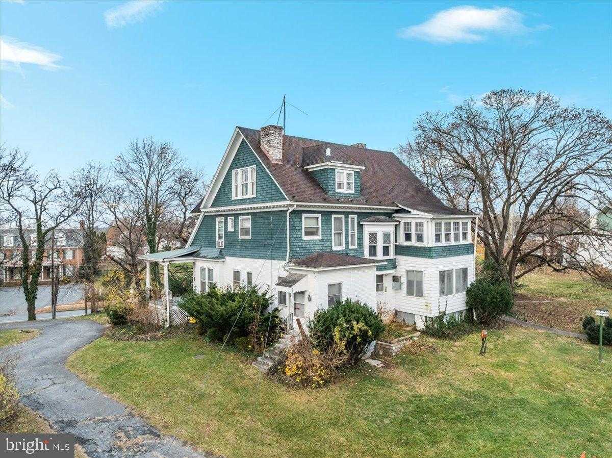 1017 Winchester Ave photo 5