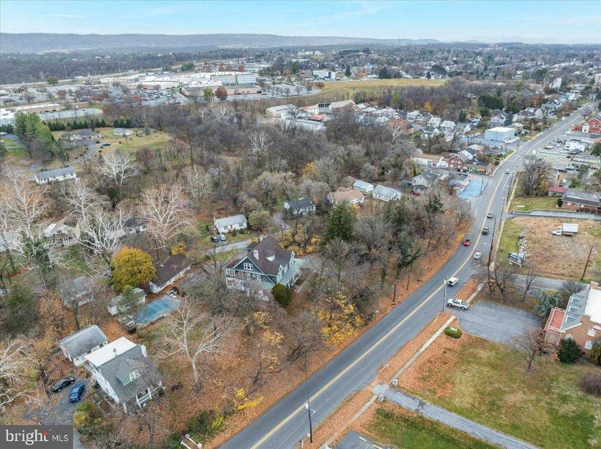 1017 Winchester Ave photo 6