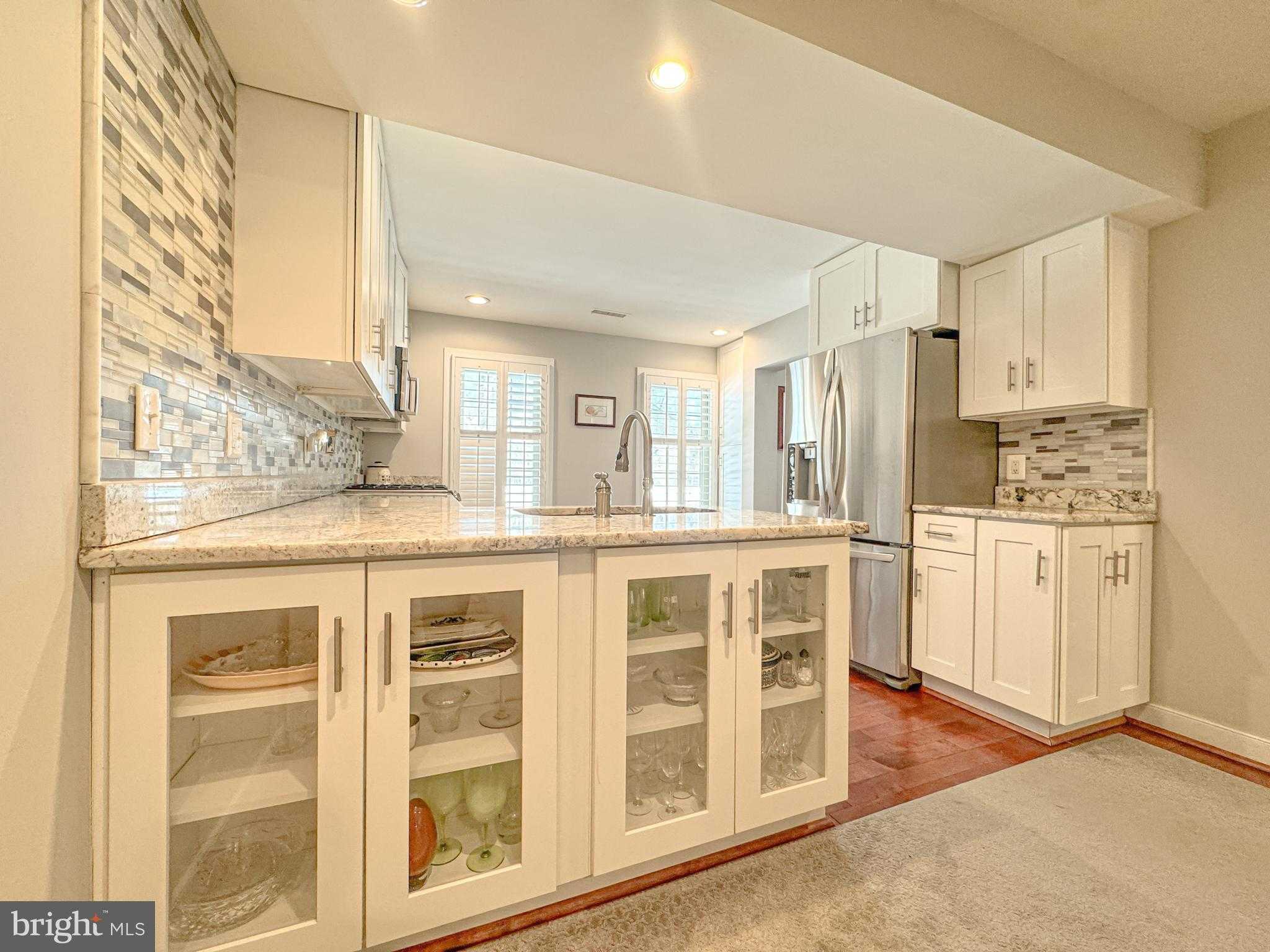 1306 Kenmore Ave photo 13