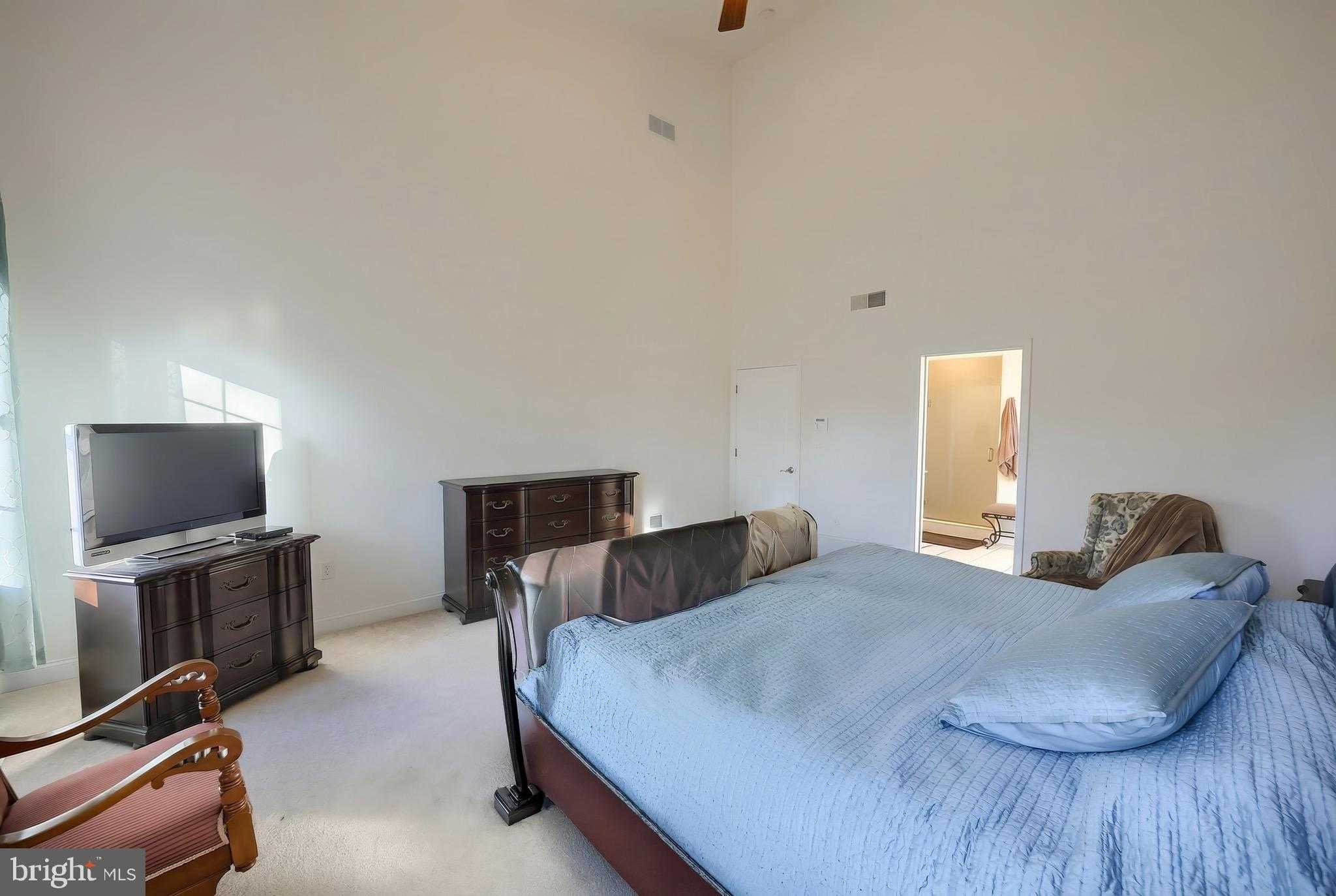 120 Buttercup Ln photo 37