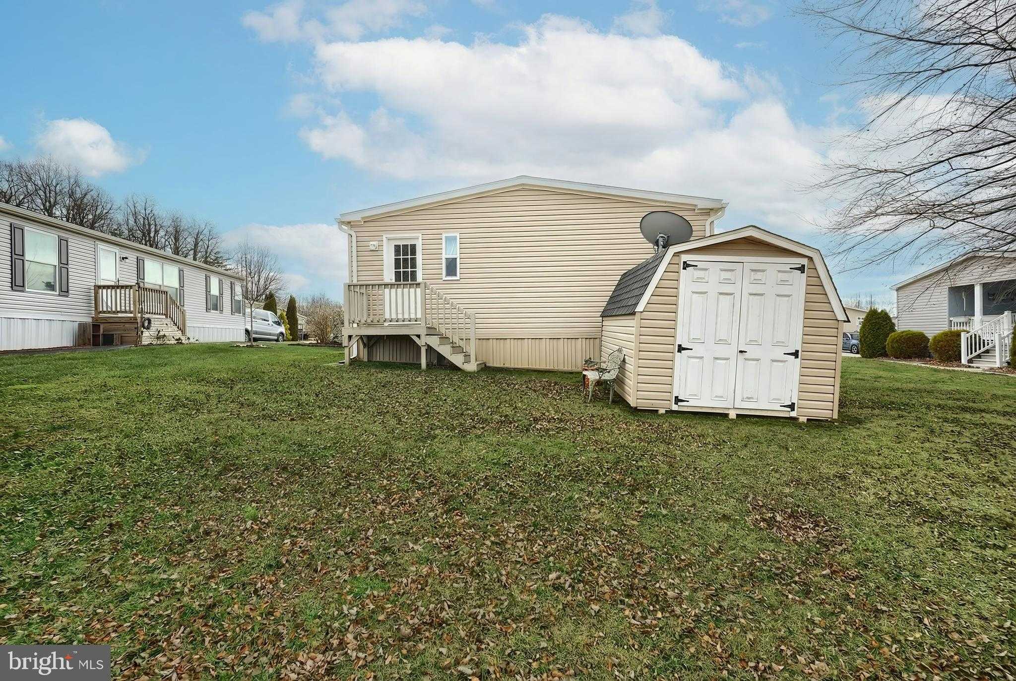 233 Eagle Dr photo 6