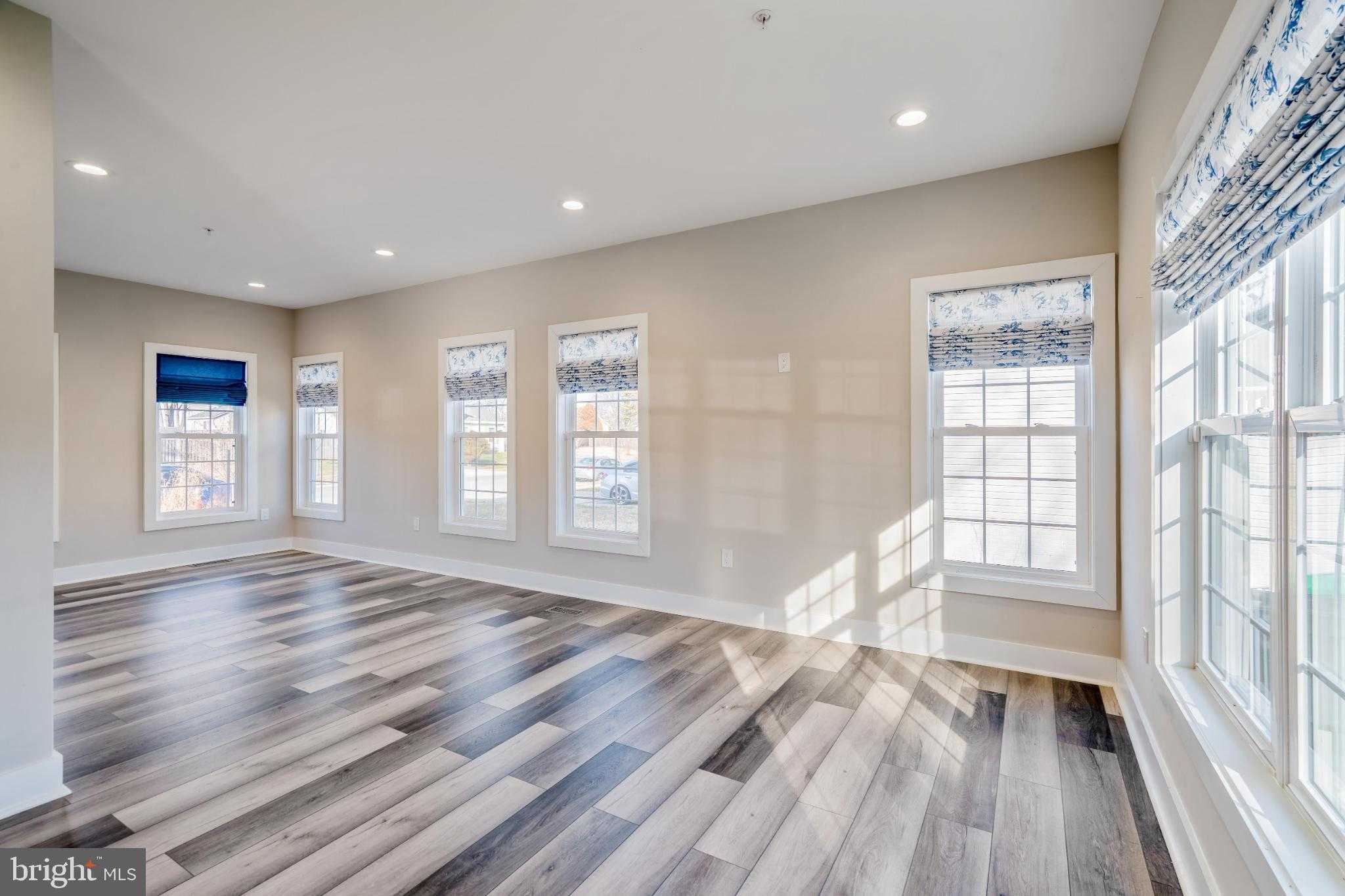 4704 Birchtree Ln photo 9