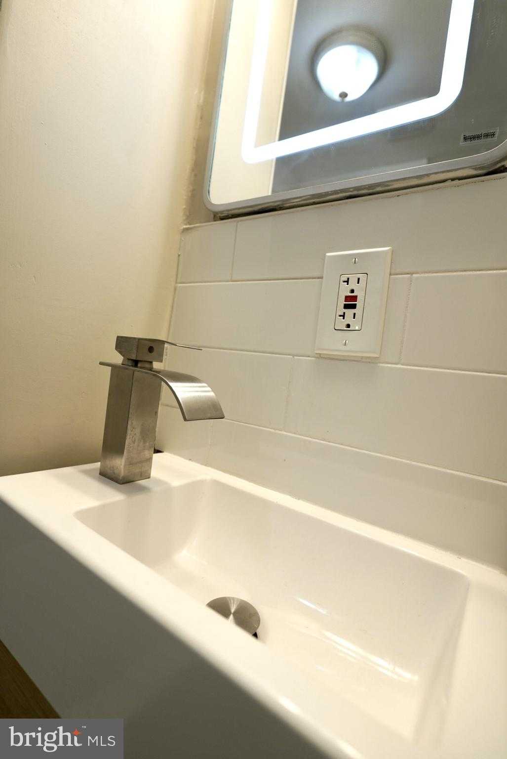 2655 Cedar St photo 3