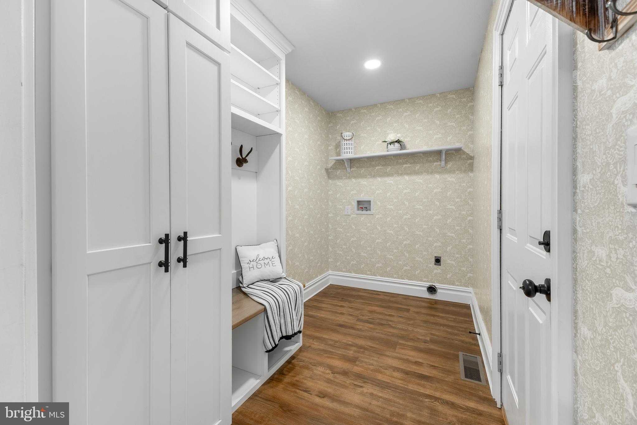 1020 W Springfield Dr photo 25