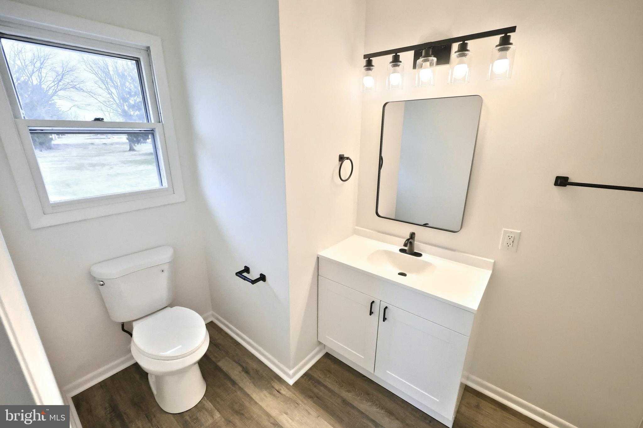 2510 Redwood Rd photo 48