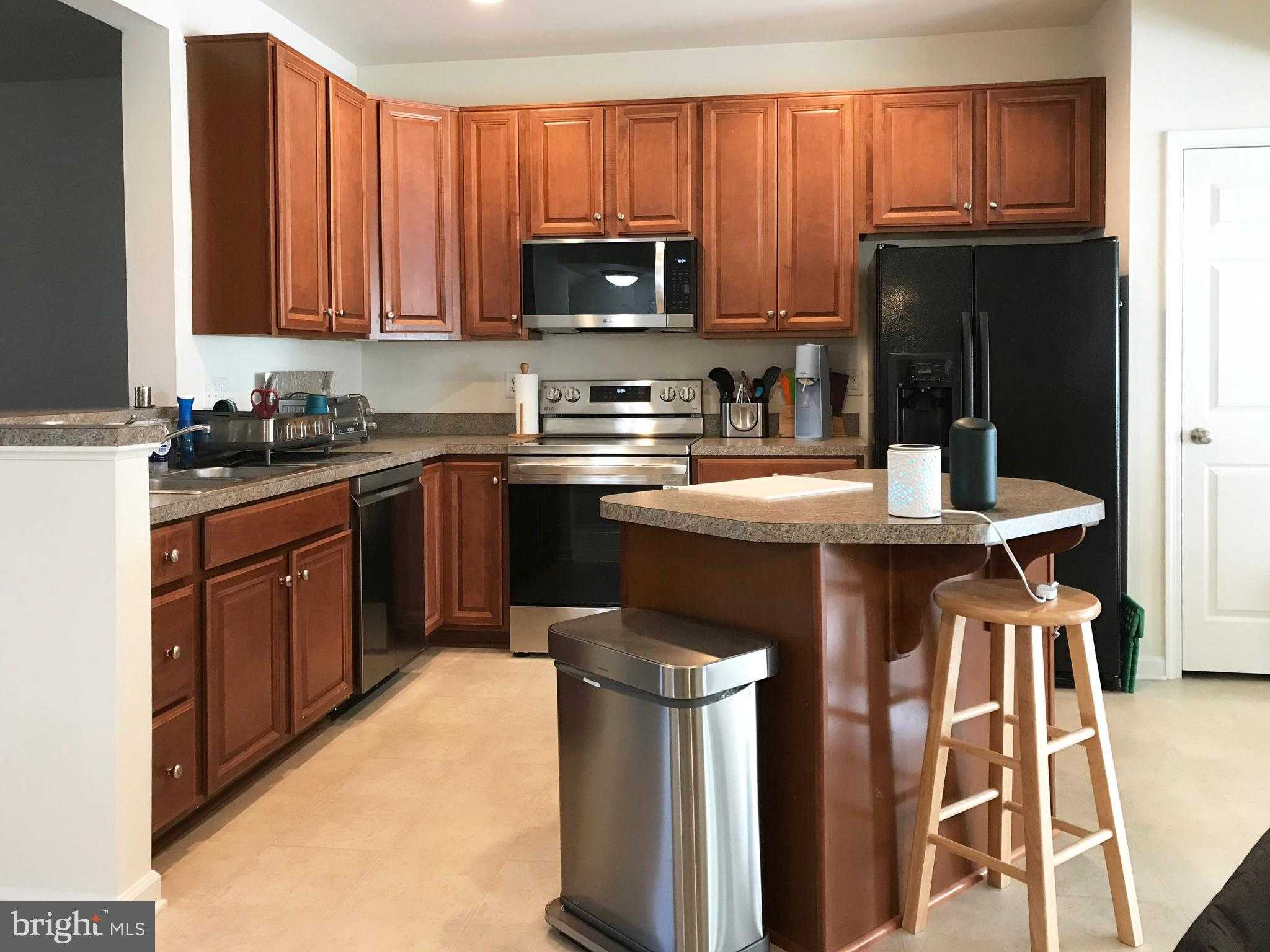 97 Don Quixote Dr photo 3