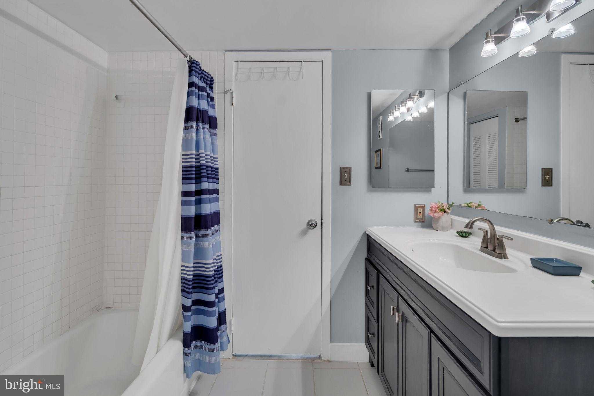 3713 S George Mason Dr Apt 1109 photo 26