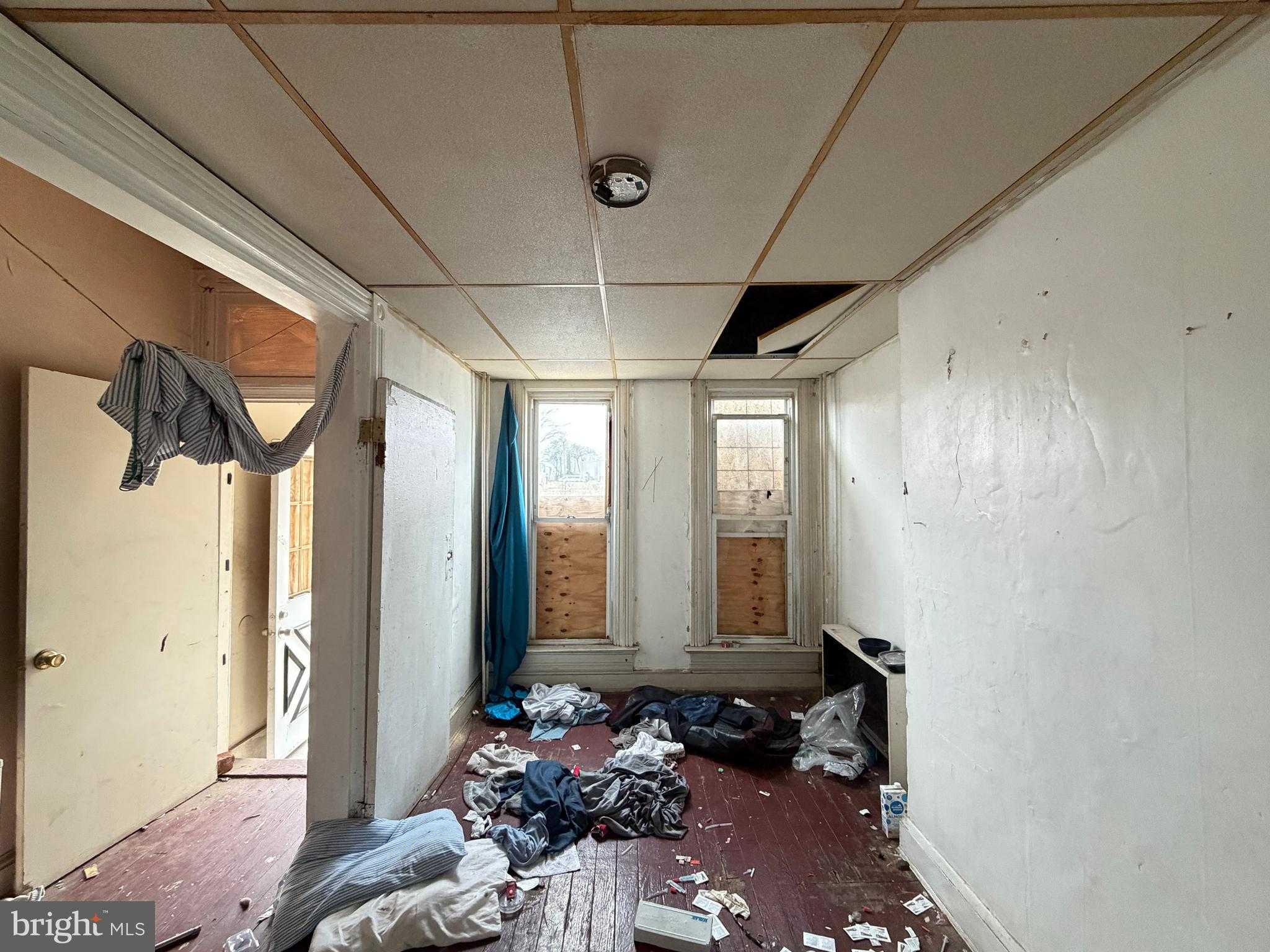 2400 E Lafayette Ave photo 5