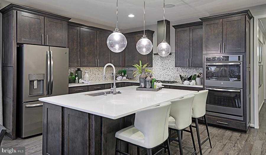 19004 Amesbury Rd photo 16