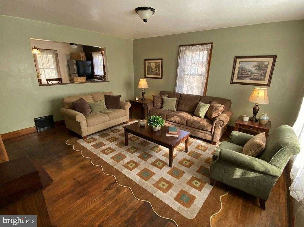 1012 Kent Ave photo 17