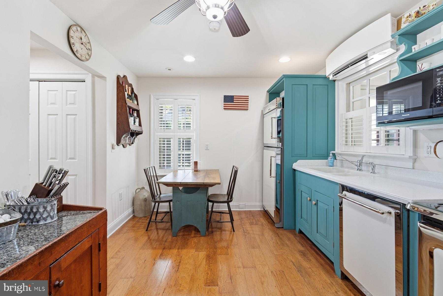 206 S Water St photo 17