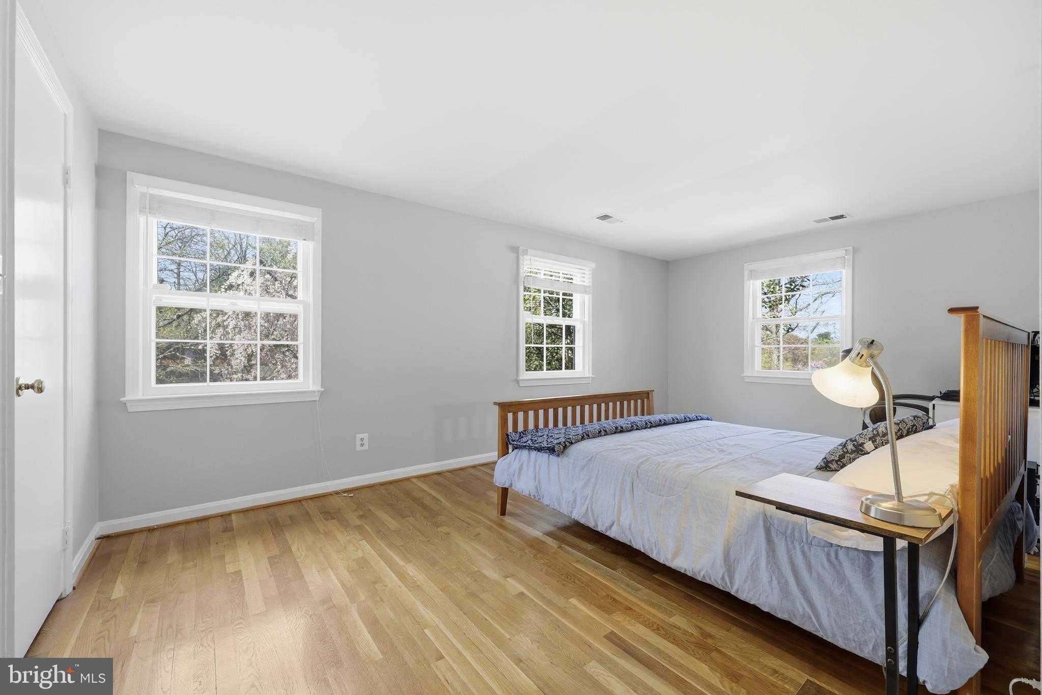 9004 Copenhaver Dr photo 51