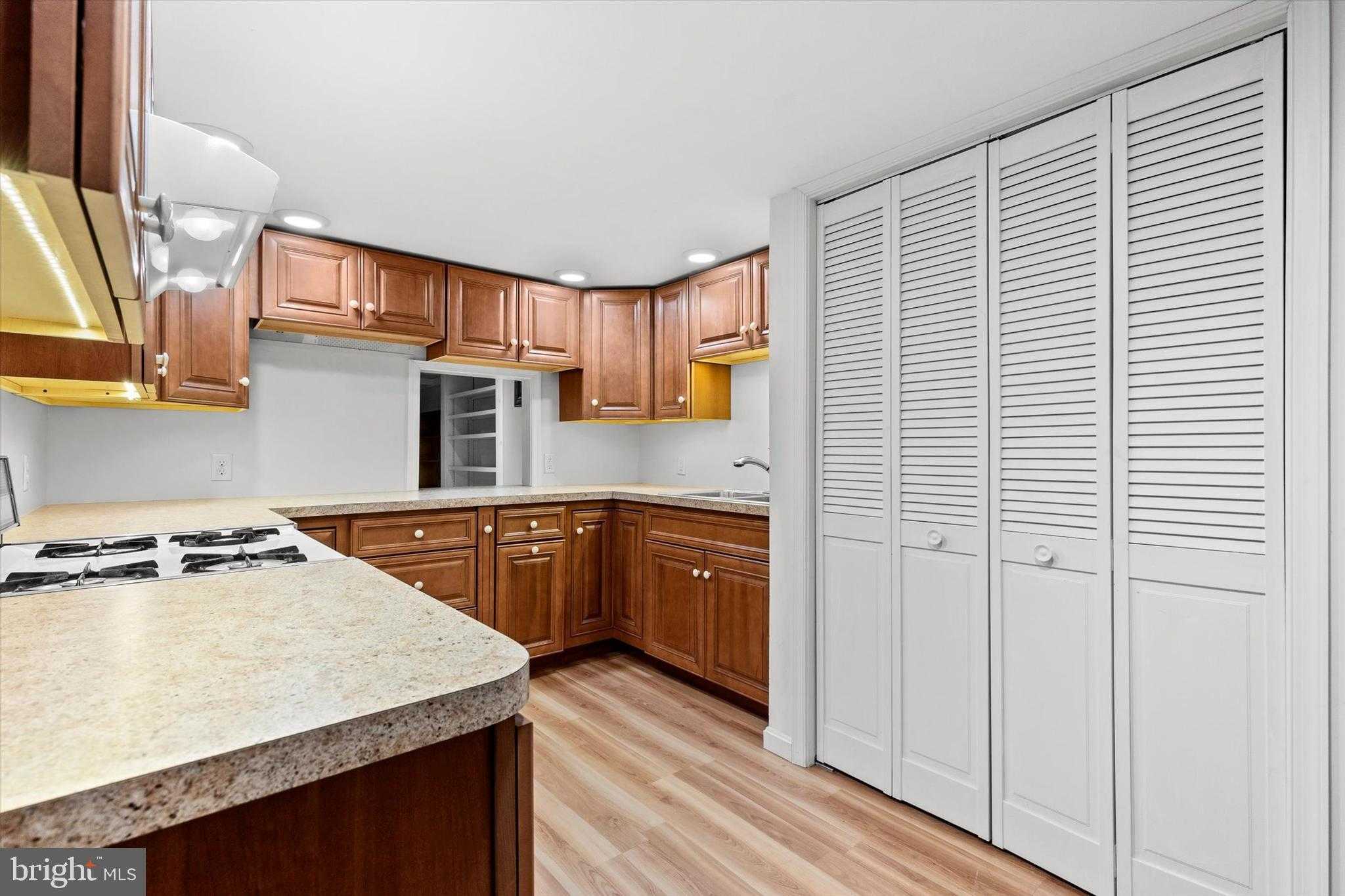 107 W Ridge Rd photo 40