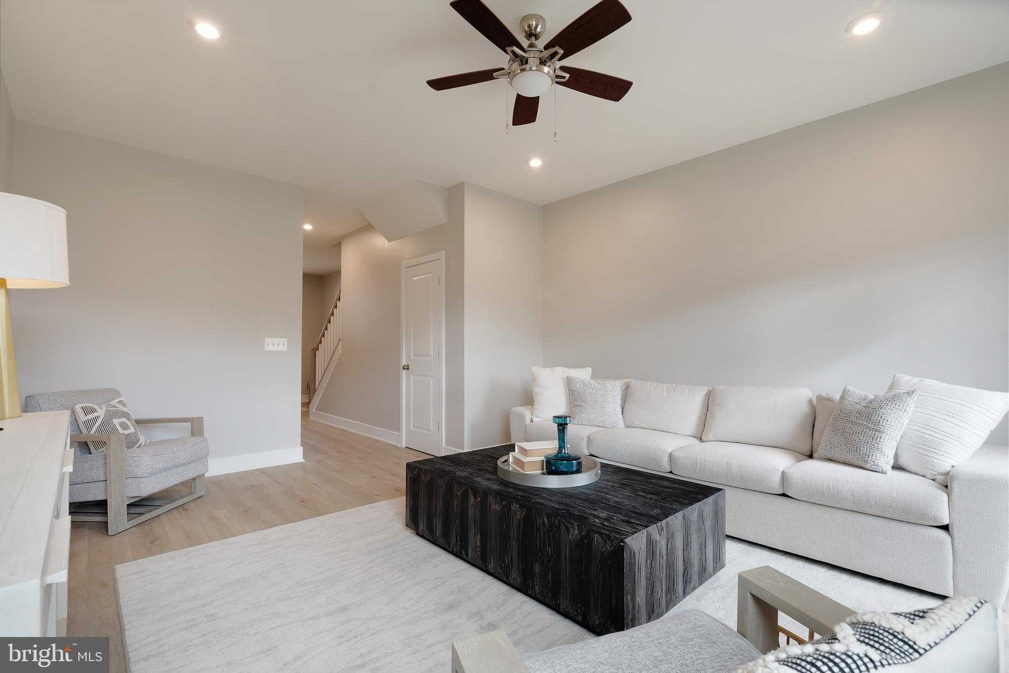 105 Checkerspot Way photo 9