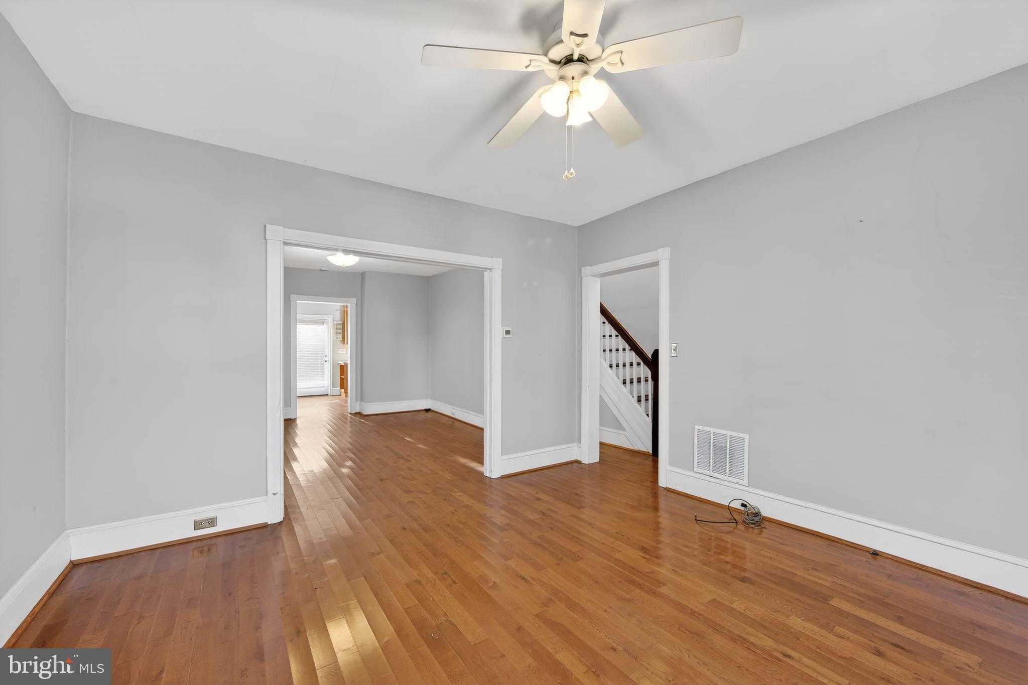 26 Waterloo Ave photo 14