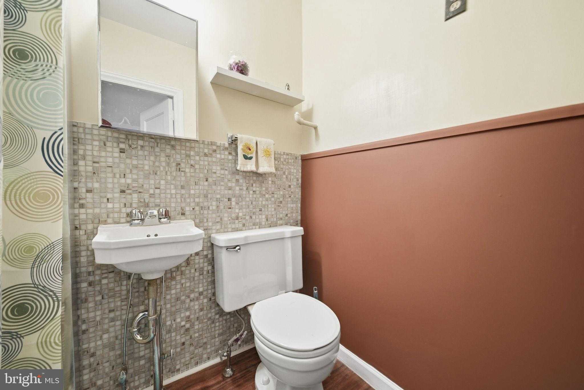 4612 Pulaski Ave photo 11