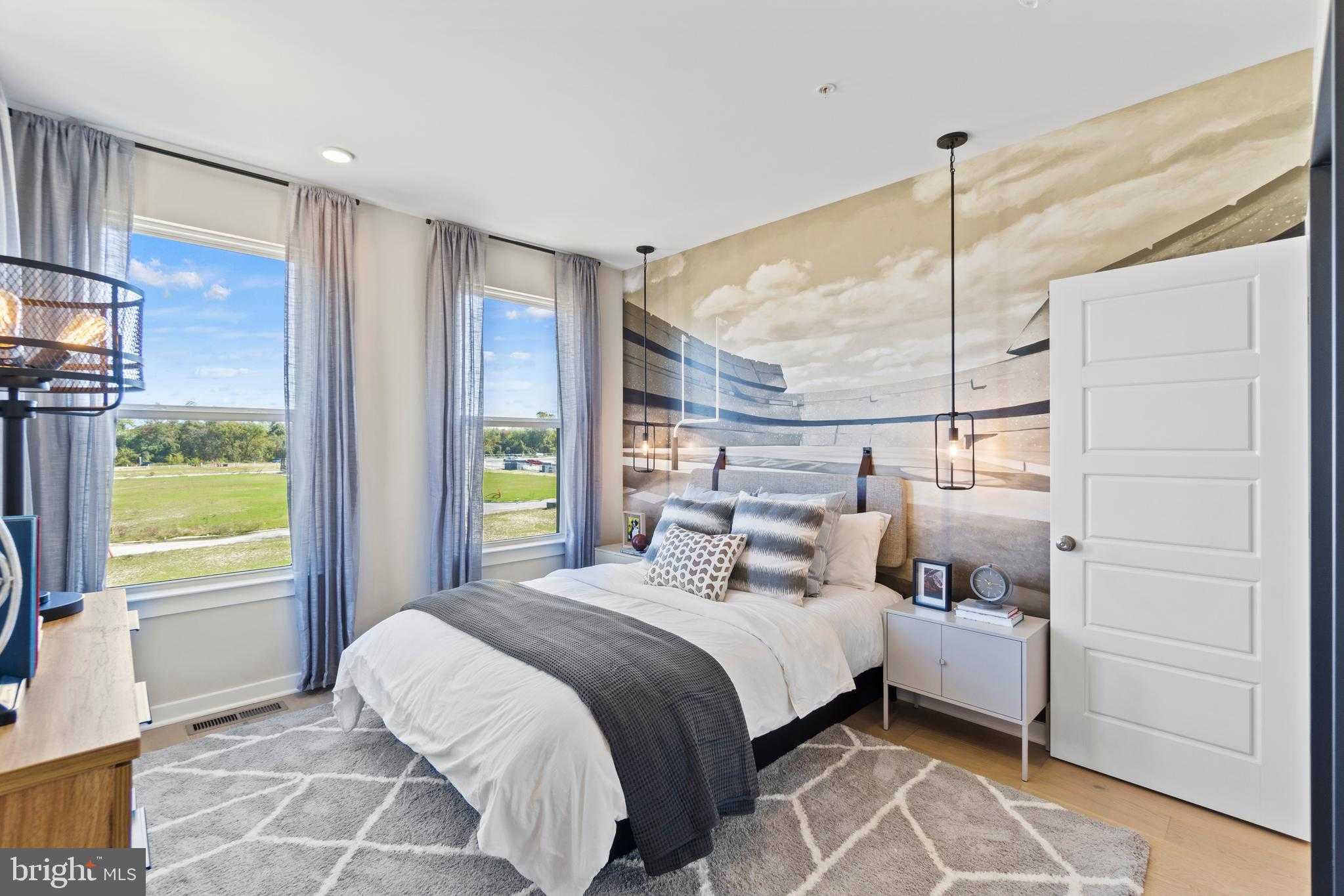 127 Summit Point Blvd photo 10