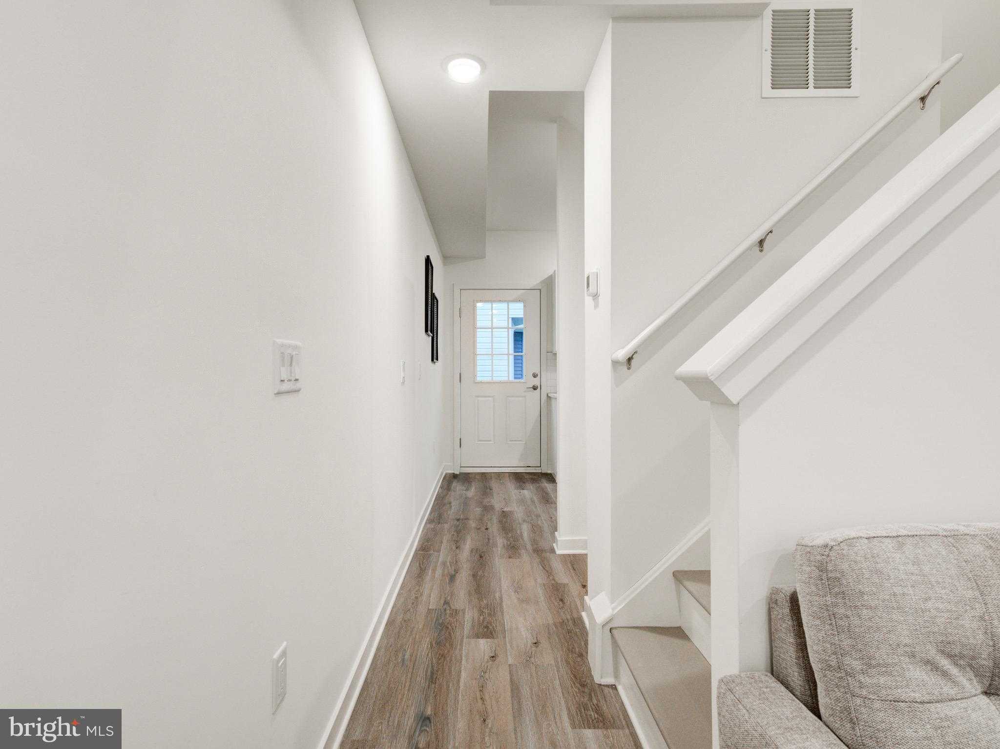 2855 Amber St photo 20