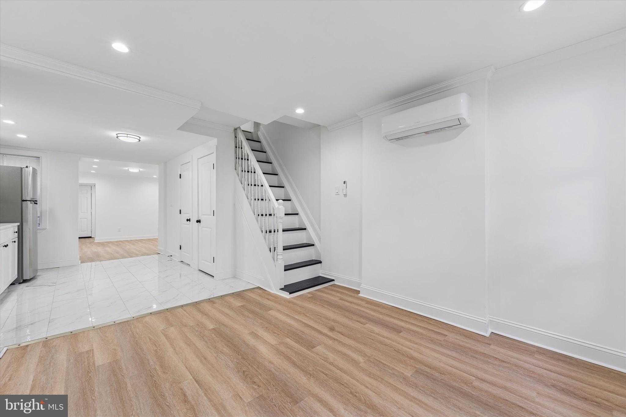 1812 N Front St photo 7