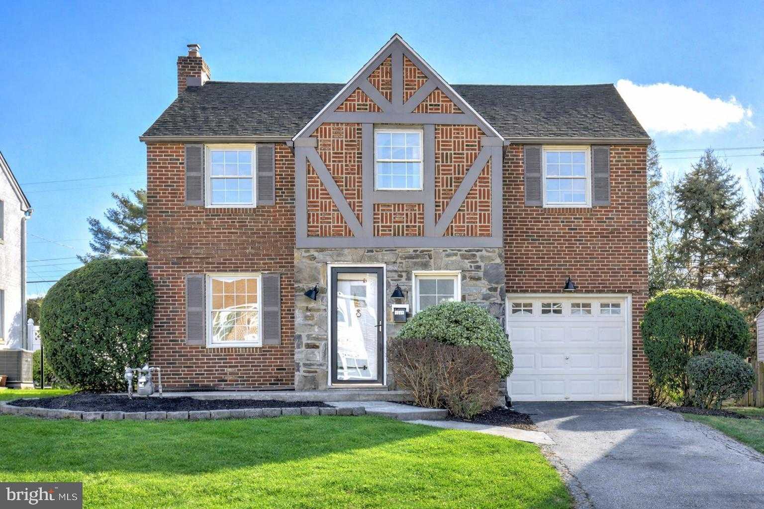 1529 Brierwood Rd, Havertown