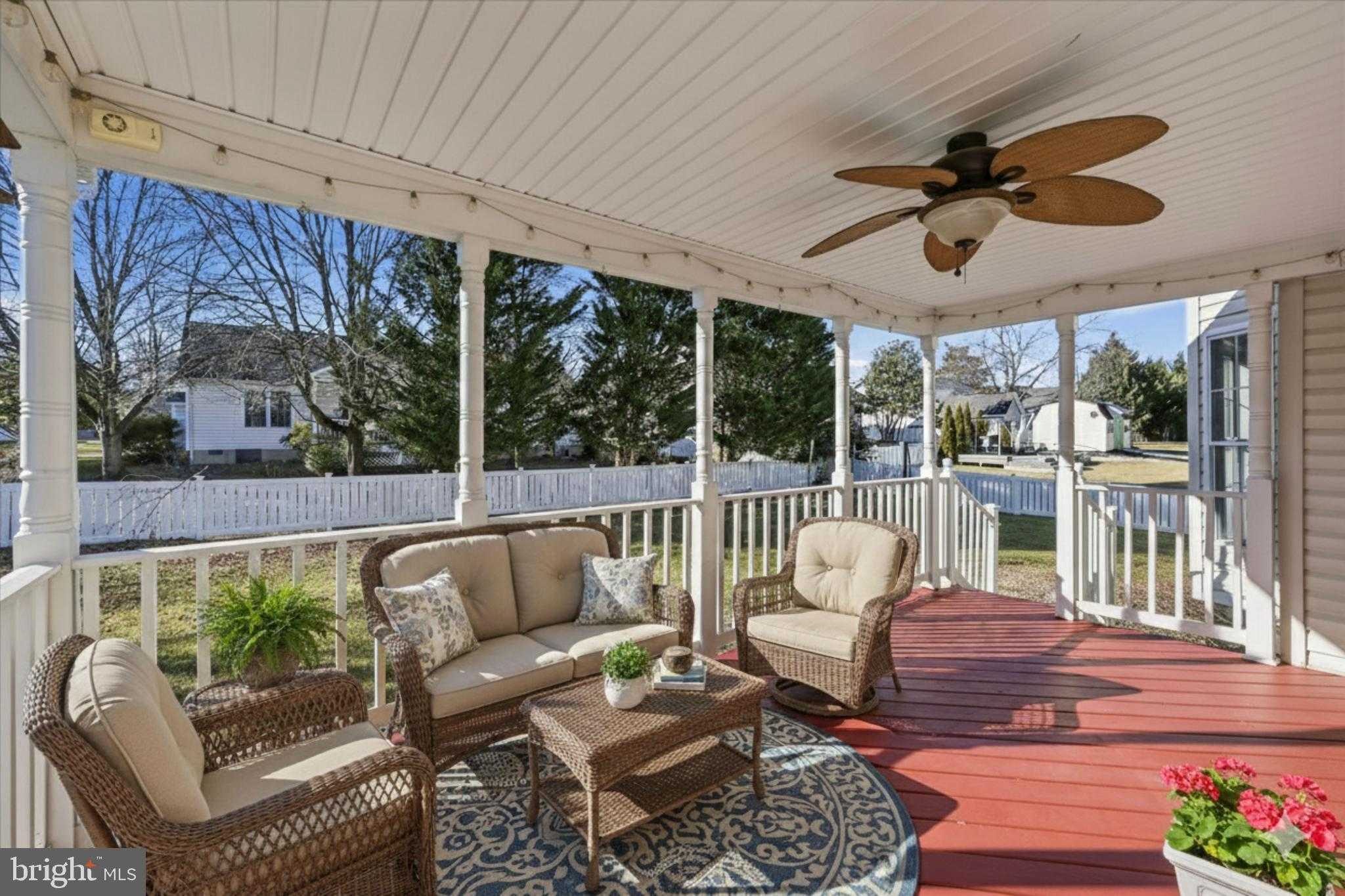 127 Kinross Dr photo 18