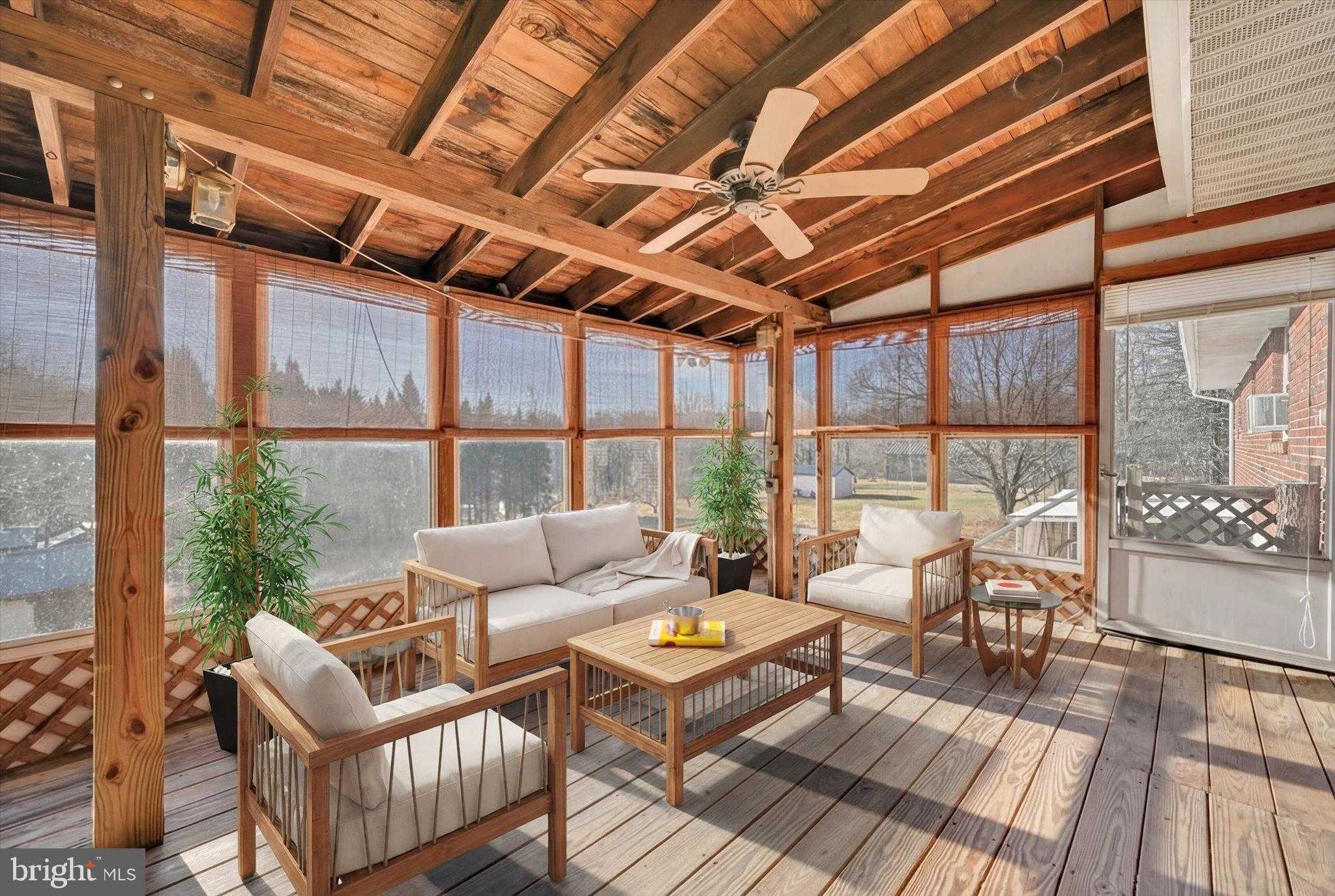 3137 E Galen Hall Rd photo 19