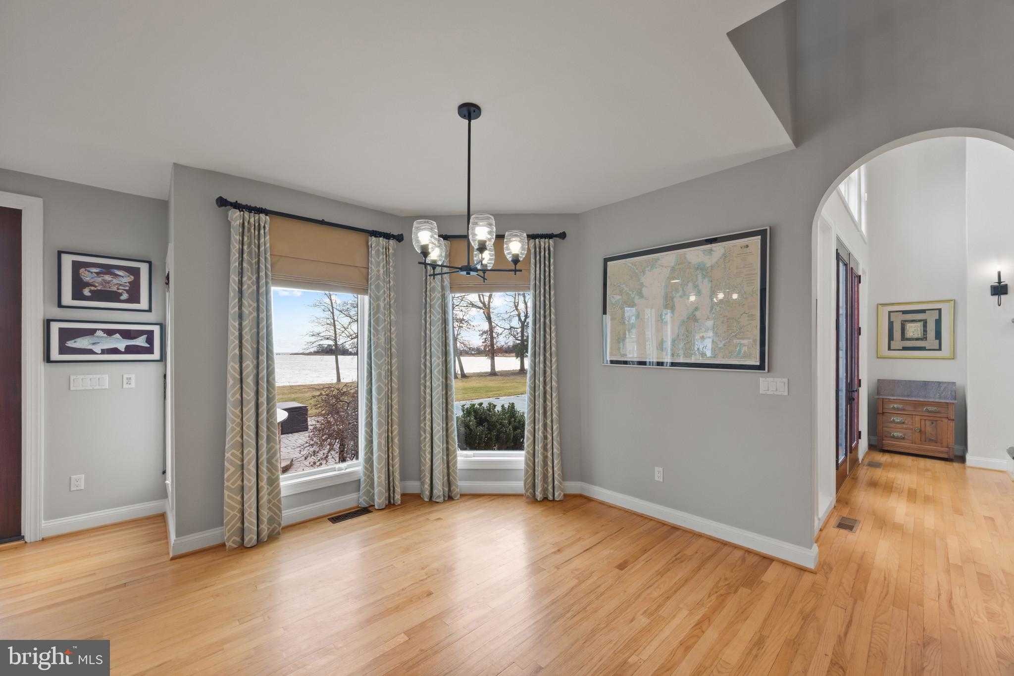 137 Tanners Point Dr photo 18