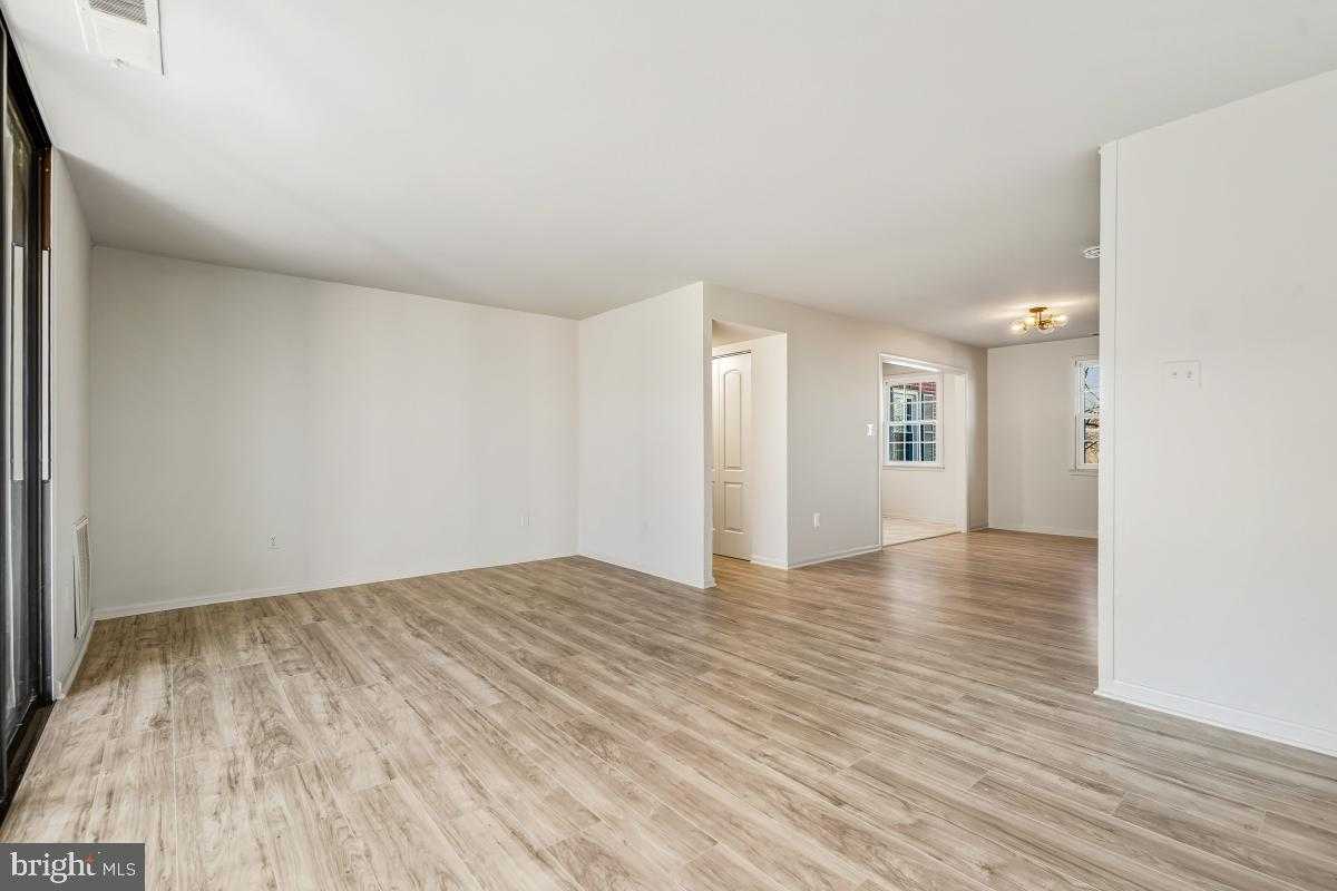 726 Quince Orchard Blvd Apt 102 photo 20