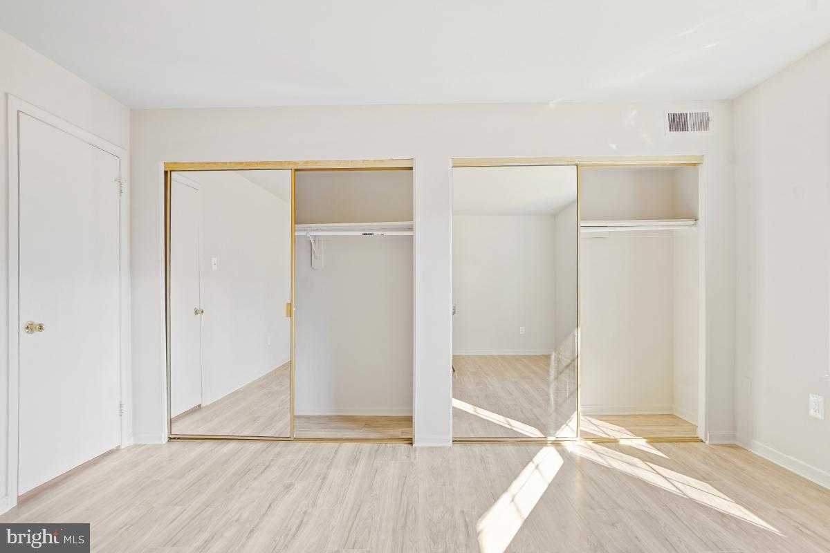 726 Quince Orchard Blvd Apt 102 photo 40