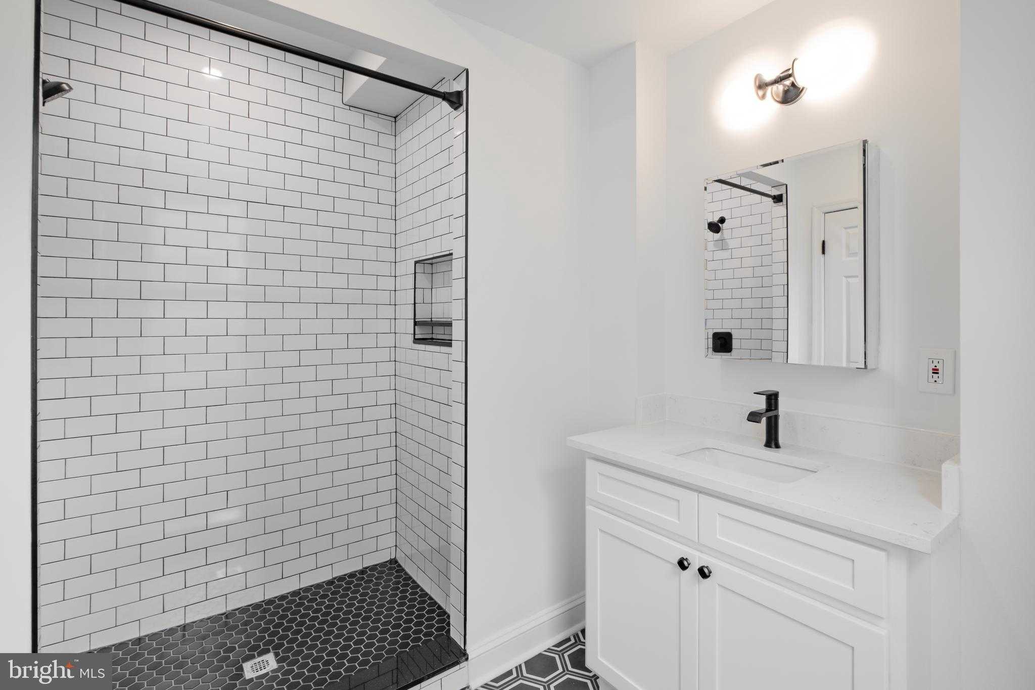 1805 Chestnut St photo 15