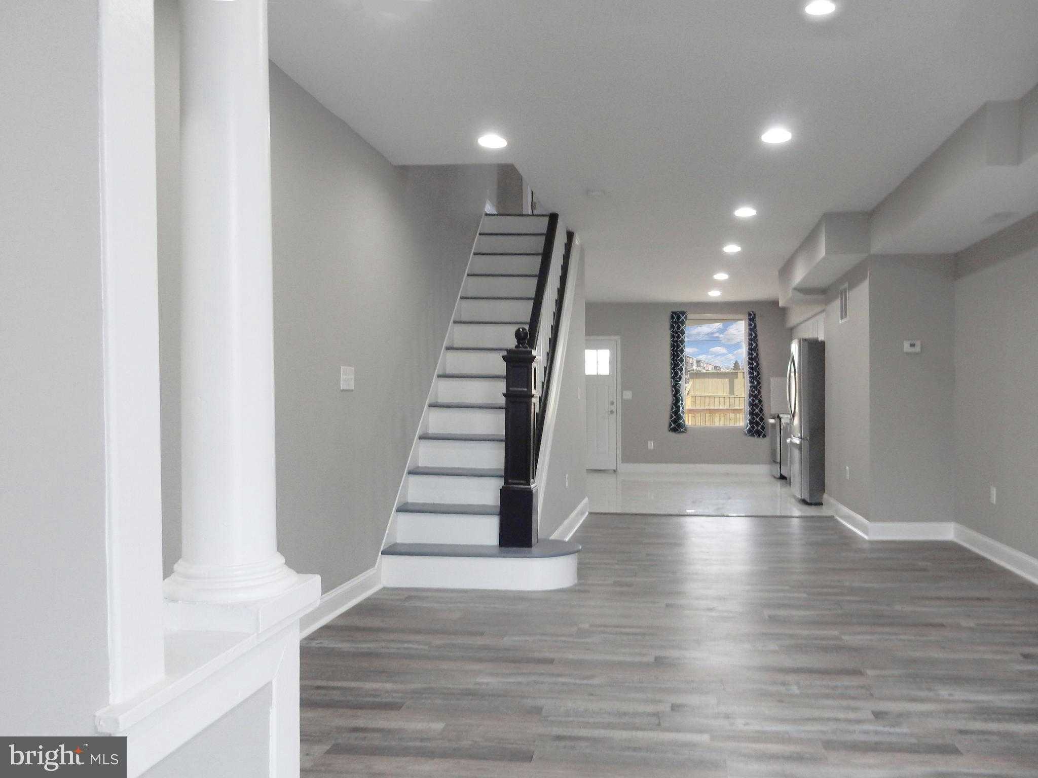 1111 Bayard St photo 6