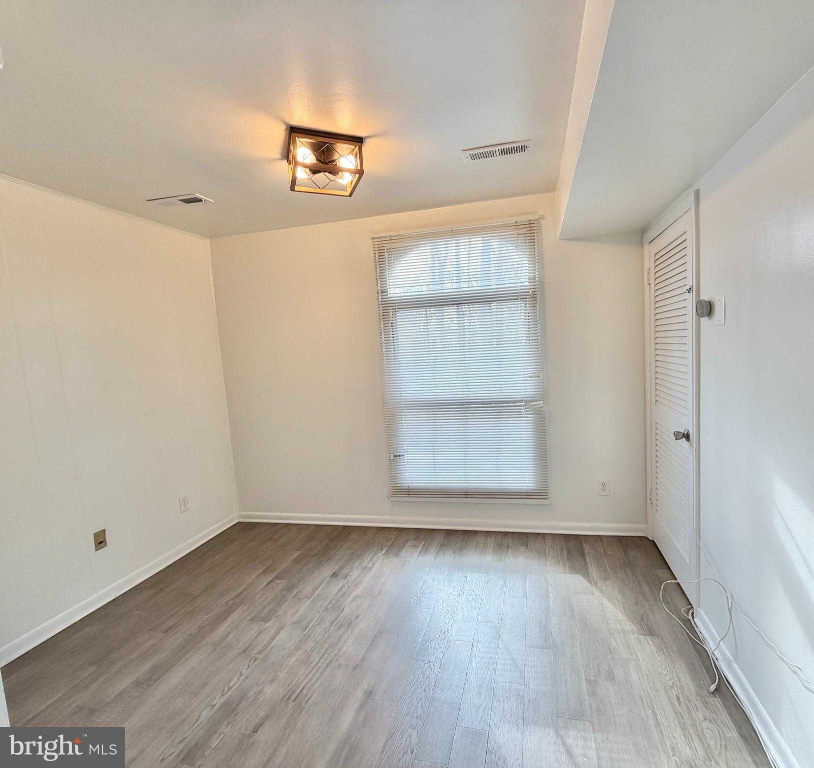 3322 Woodburn Village Dr Apt 13 photo 7