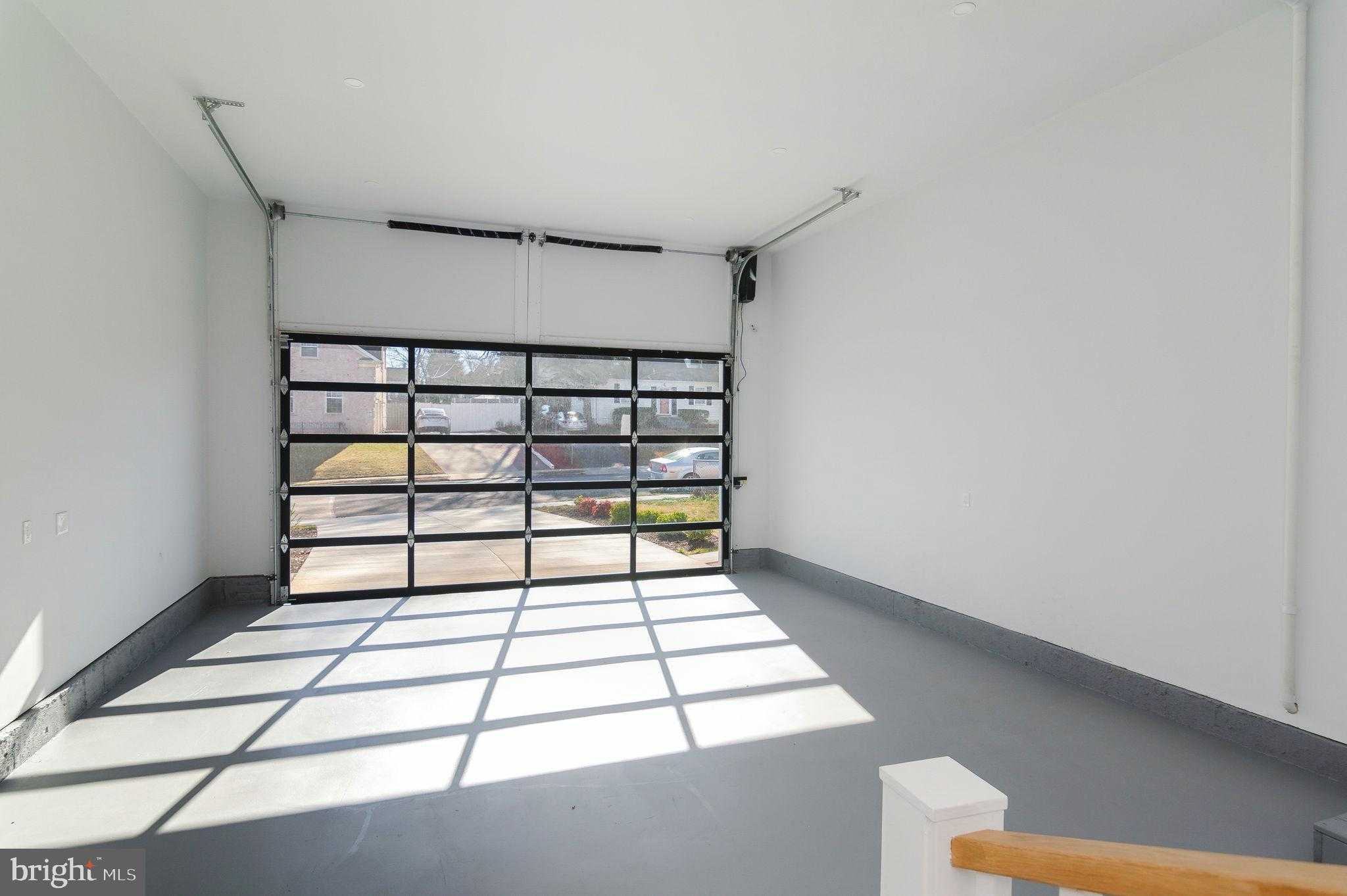 6818 Barrett Rd photo 25