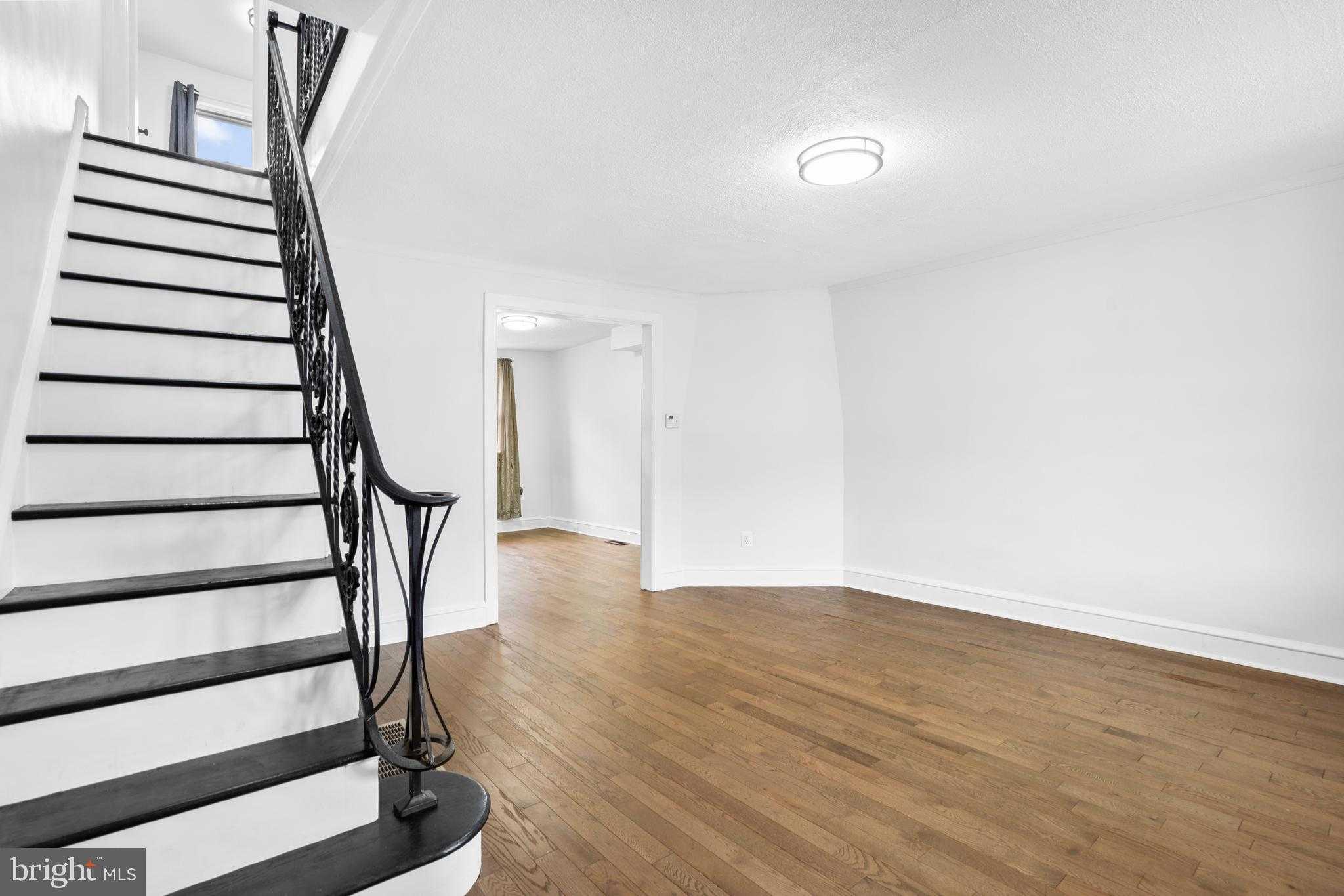 6333 Mershon St photo 7