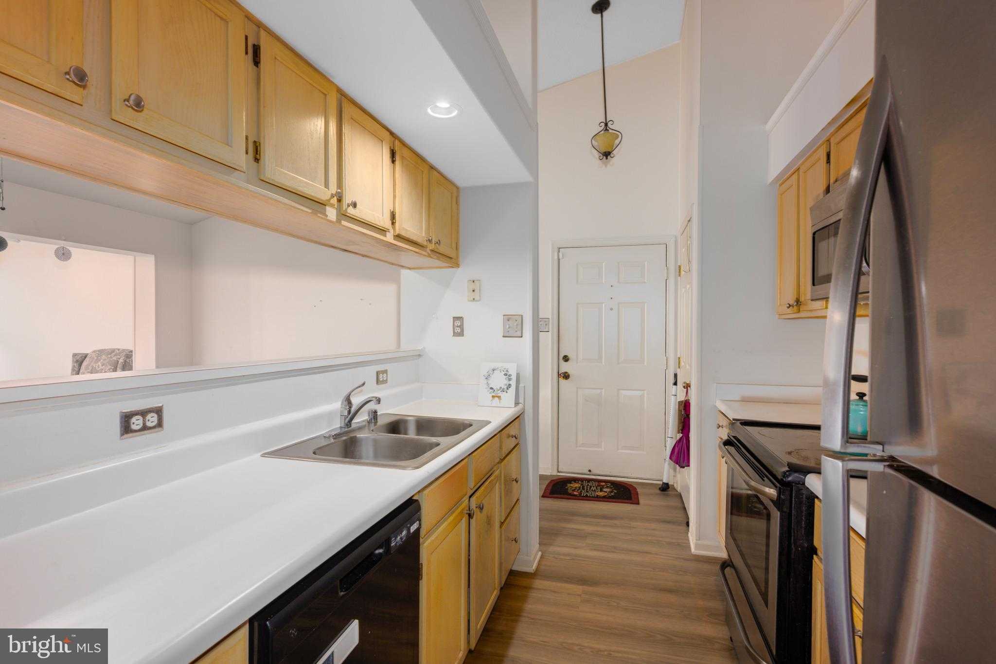 2937 Katewood CT # 5 photo 3