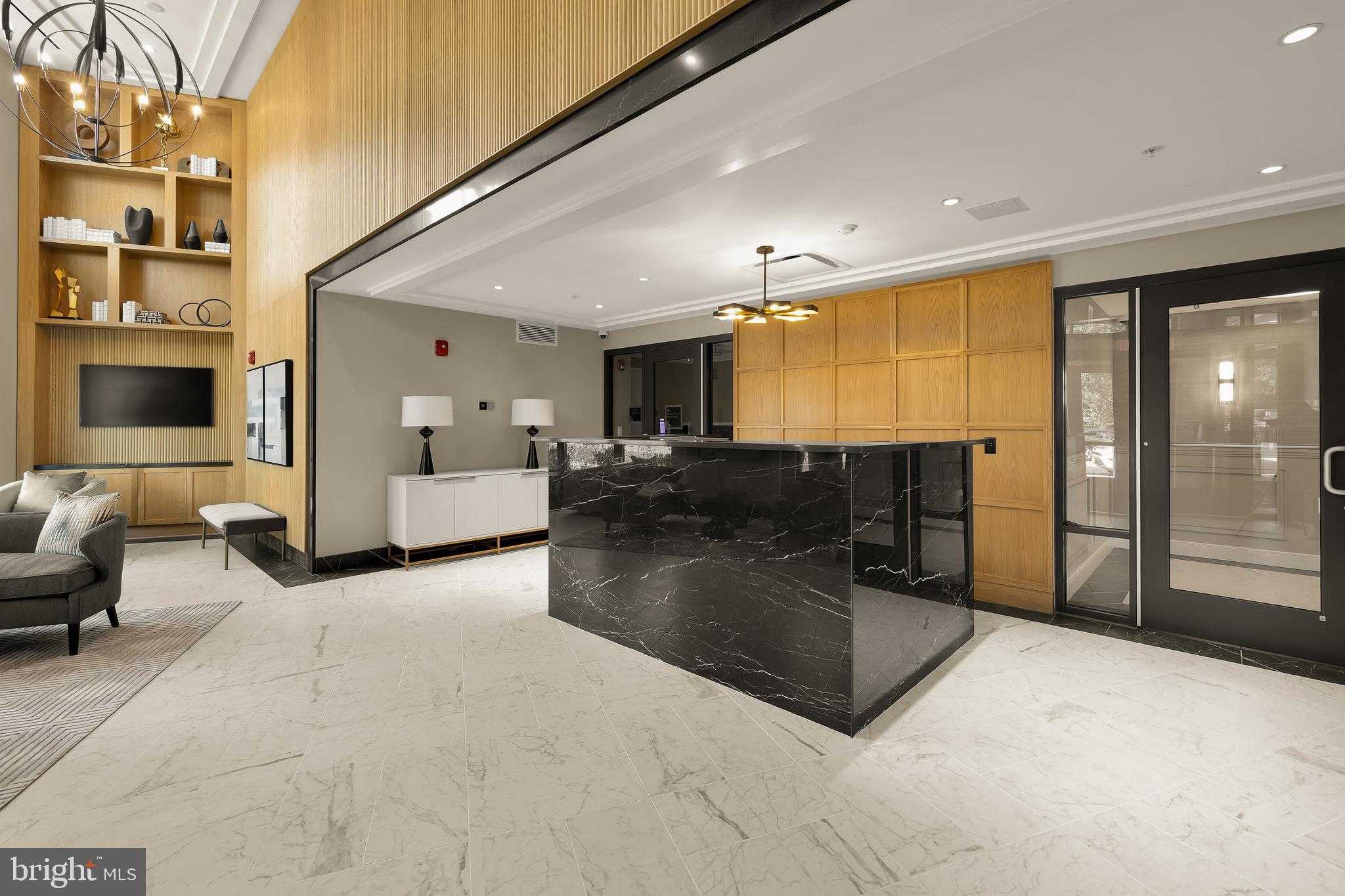 6718 Lowell Ave Unit 604 photo 48