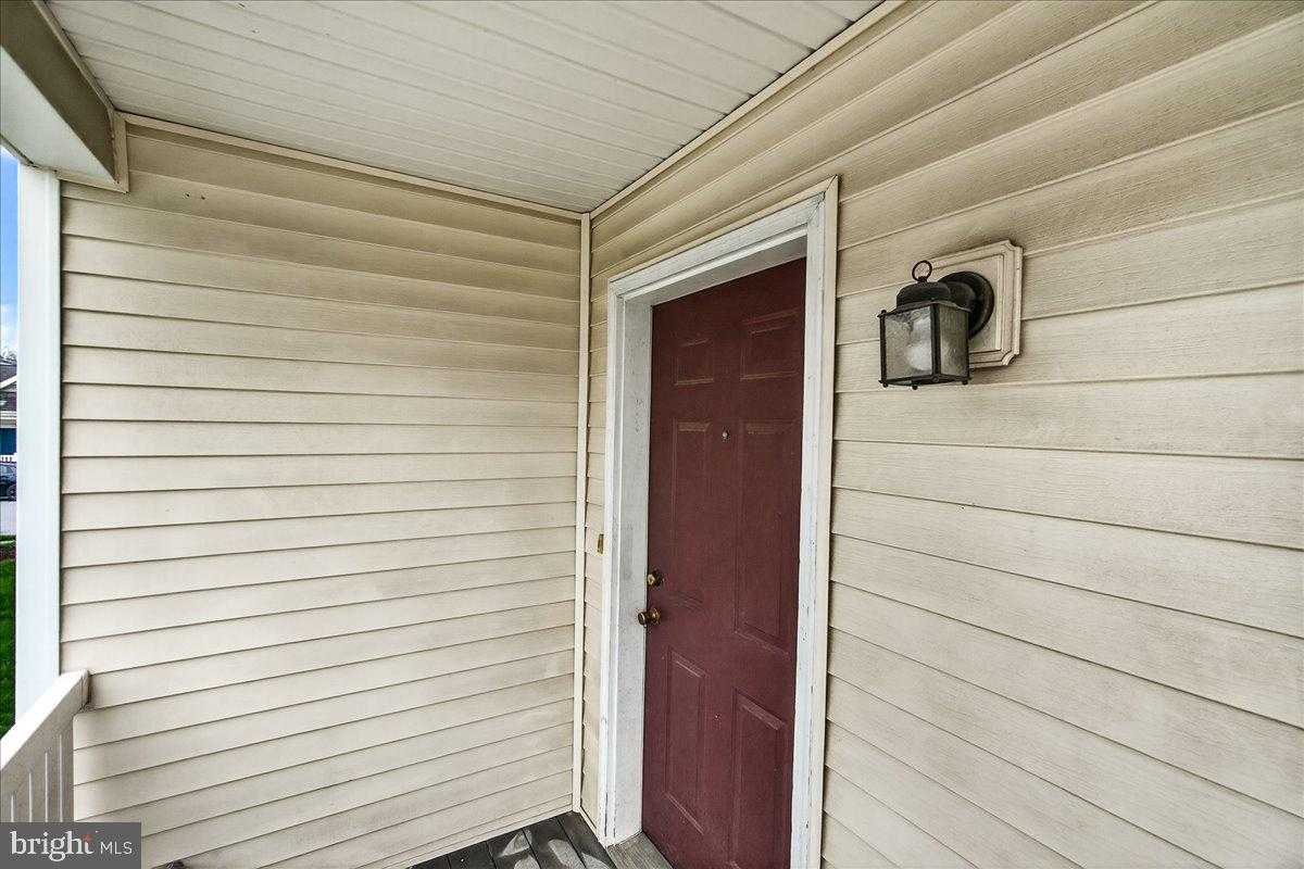 912 Lanvale St photo 30