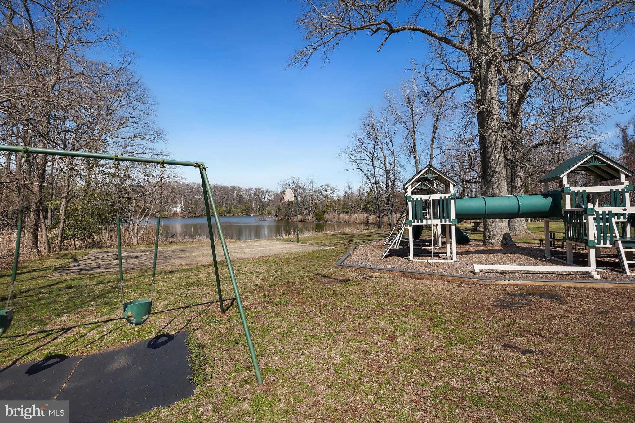 1546 Ridgely Dr photo 51