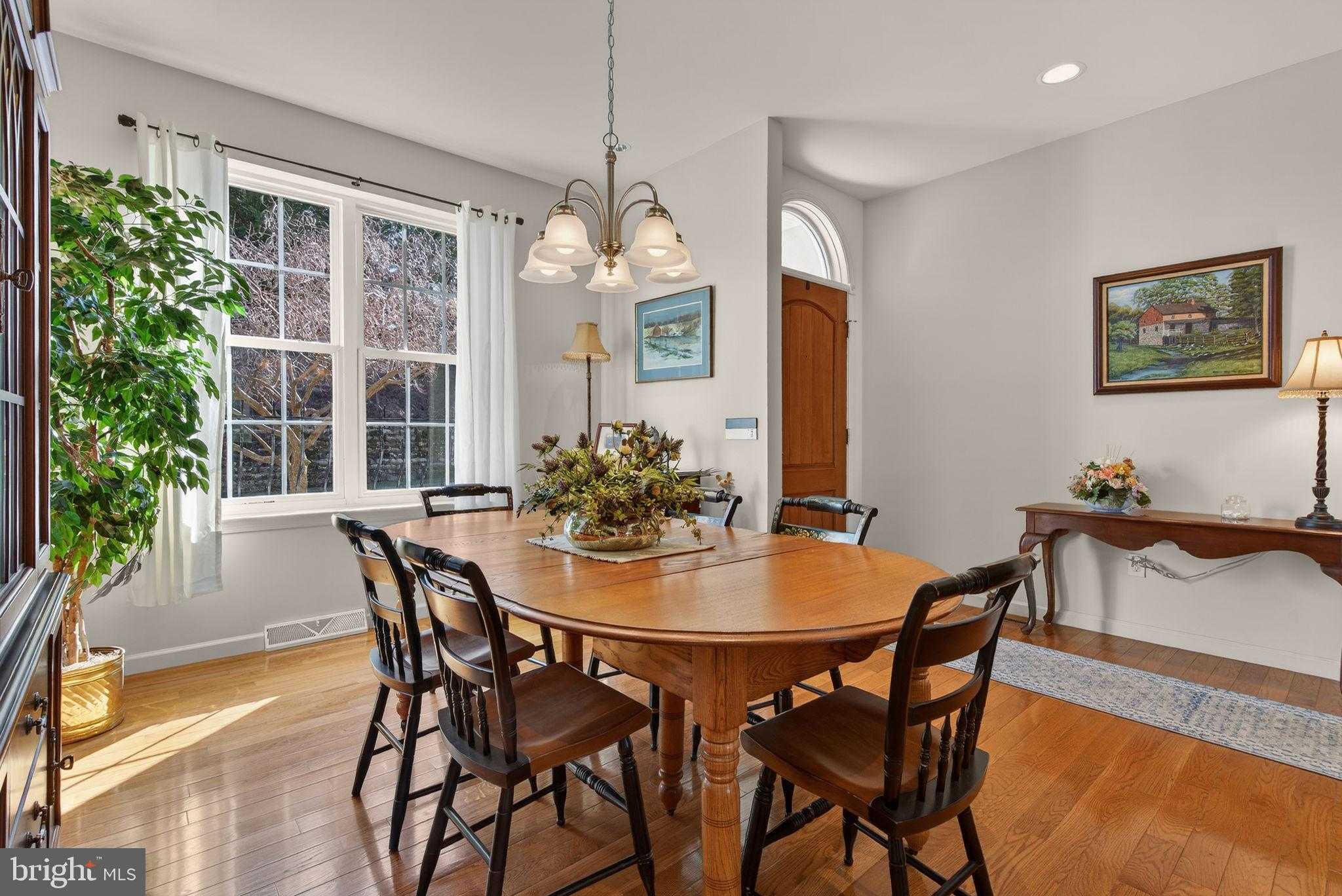 2816 Mimosa Ln photo 7