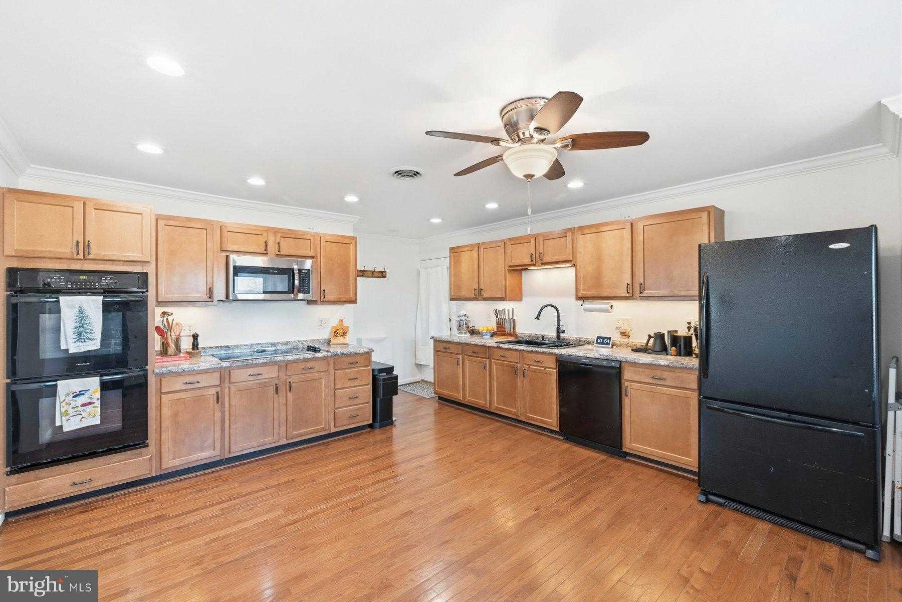 9424 Gas House Pike photo 17