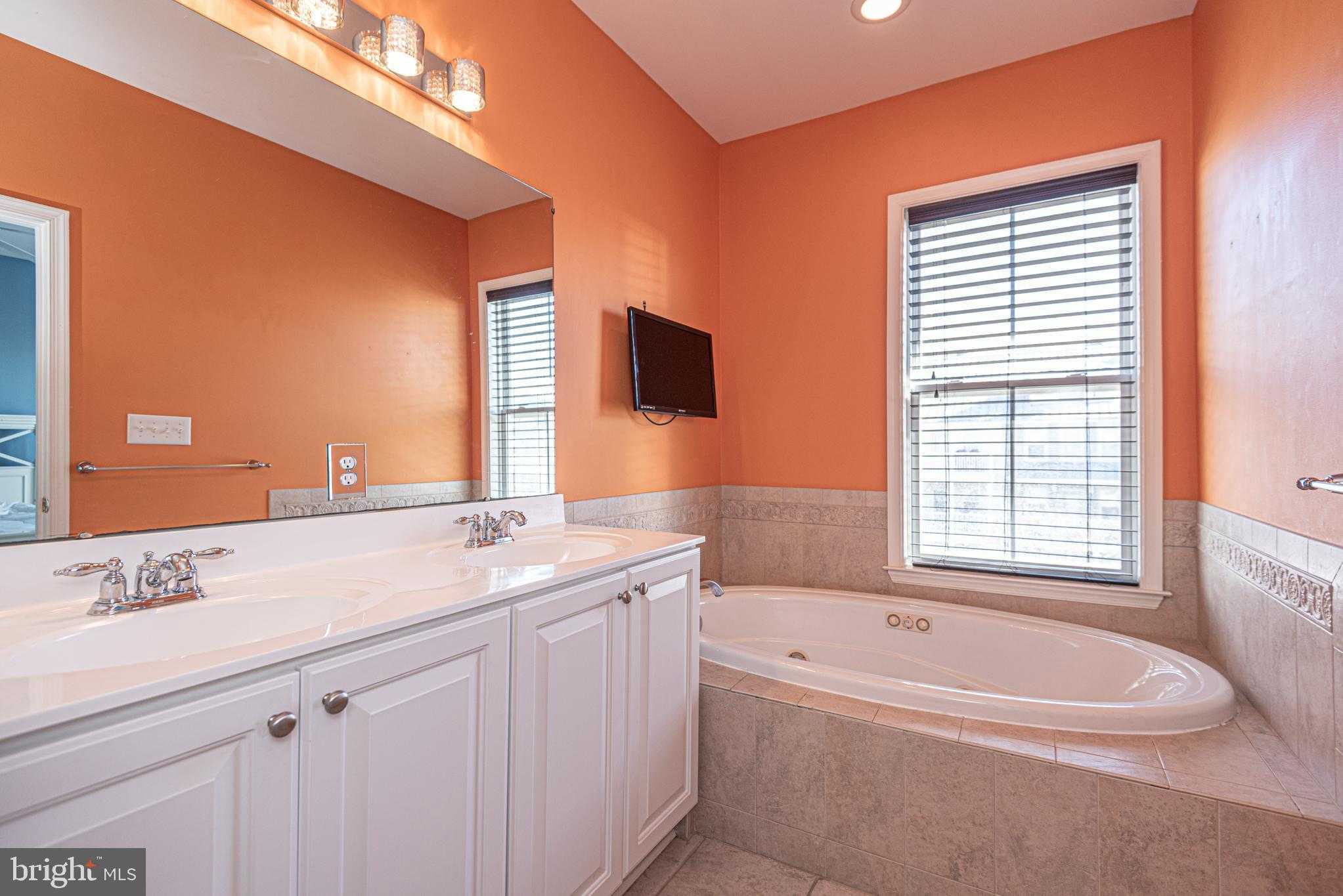 18 Canal Side Mews W # Lut-Bi photo 47