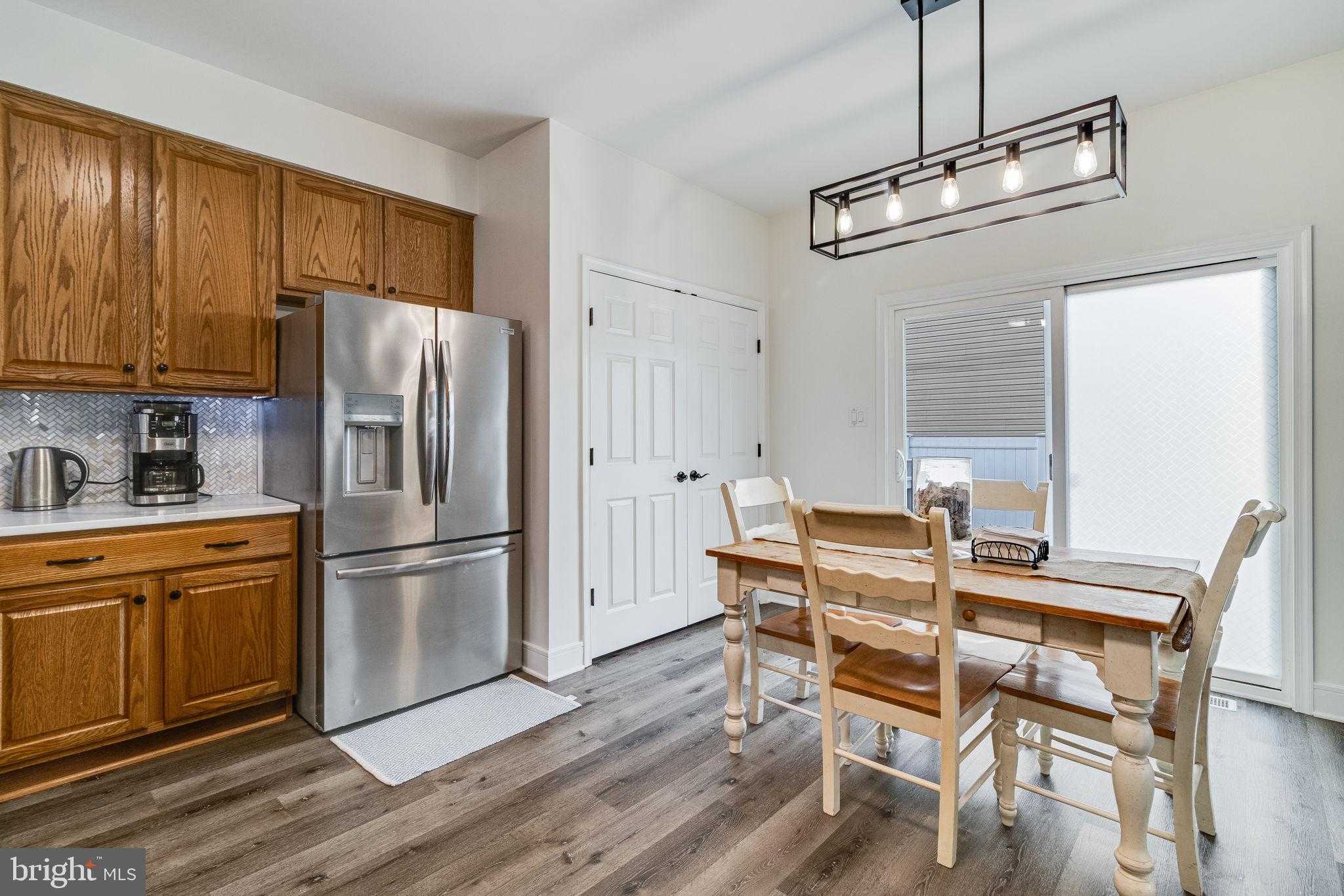 22255 Goldenrod Dr photo 5